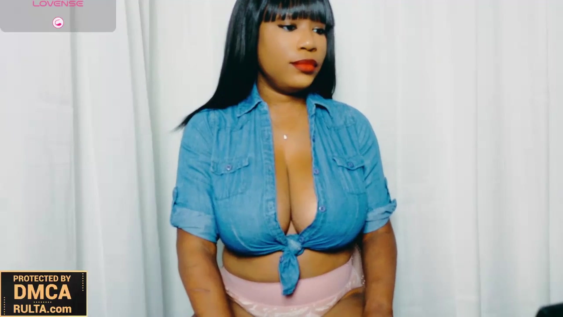 Gallery image thumbnail from Godiva_Gia's myfreecams stream on, 11/14/2024, 11:29 image 14 of 20