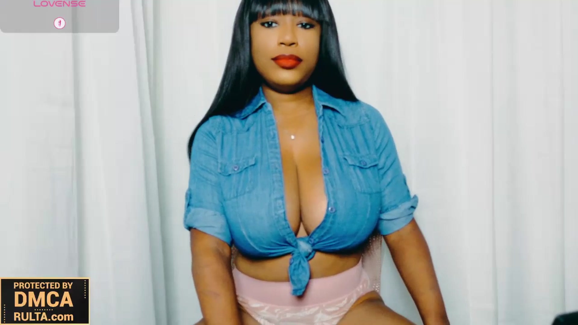 Gallery image thumbnail from Godiva_Gia's myfreecams stream on, 11/14/2024, 11:29 image 4 of 20