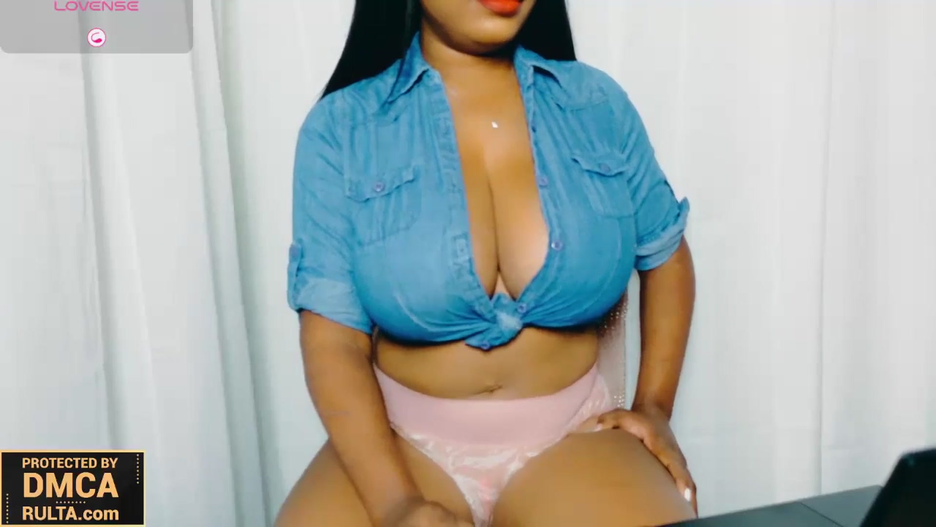 Gallery image thumbnail from Godiva_Gia's myfreecams stream on, 11/14/2024, 11:57 image 14 of 20