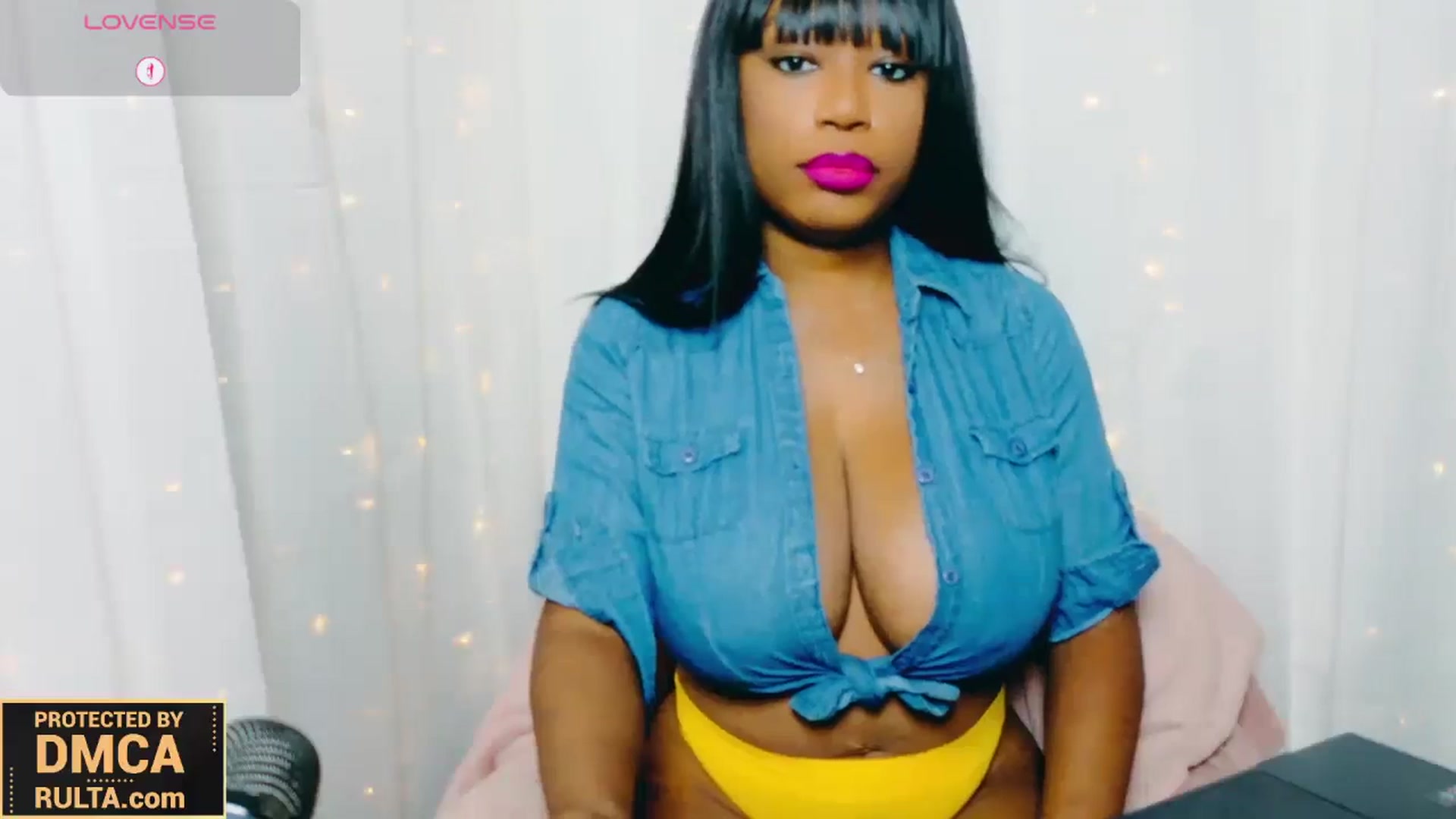 Gallery image thumbnail from Godiva_Gia's myfreecams stream on, 11/15/2024, 13:46 image 15 of 20