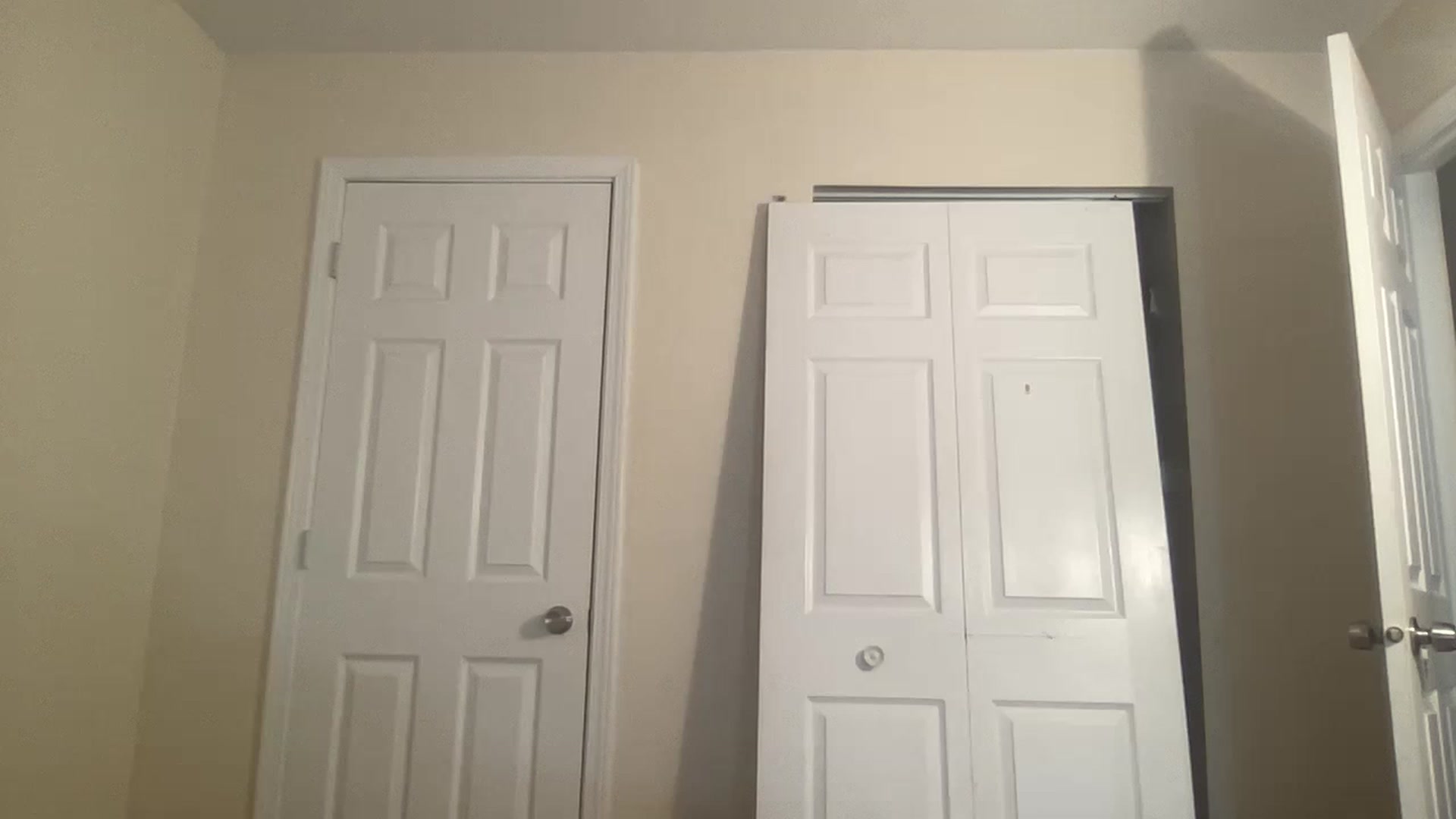 Gallery image thumbnail from GodsWife's myfreecams stream on, 11/27/2022, 17:10 image 18 of 20