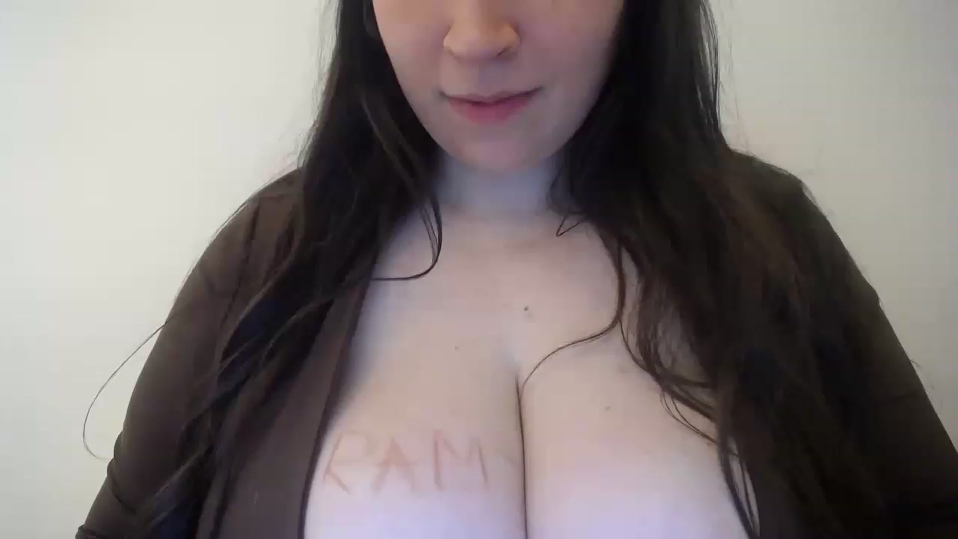 Gallery image thumbnail from Golacteriiosa's myfreecams stream on, 12/10/2022, 24:42 image 12 of 20