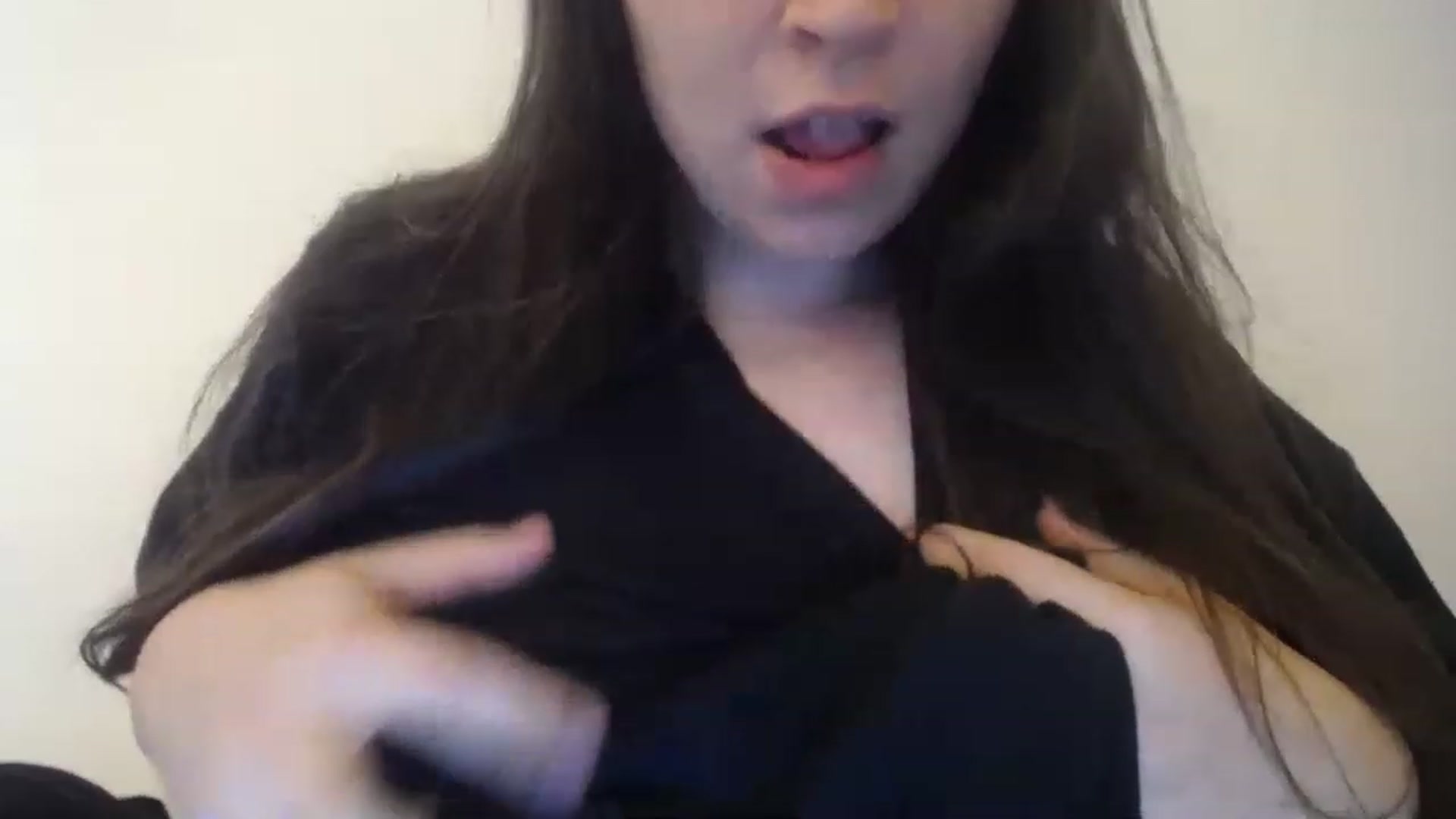 Gallery image thumbnail from Golacteriiosa's myfreecams stream on, 12/13/2022, 24:55 image 7 of 20