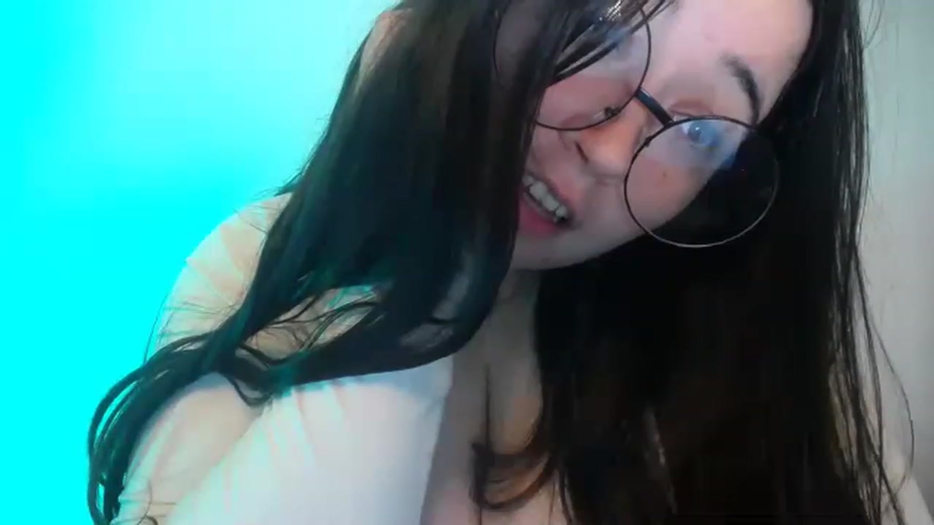 Gallery image thumbnail from Golacteriiosa's myfreecams stream on, 01/01/2023, 18:35 image 14 of 20