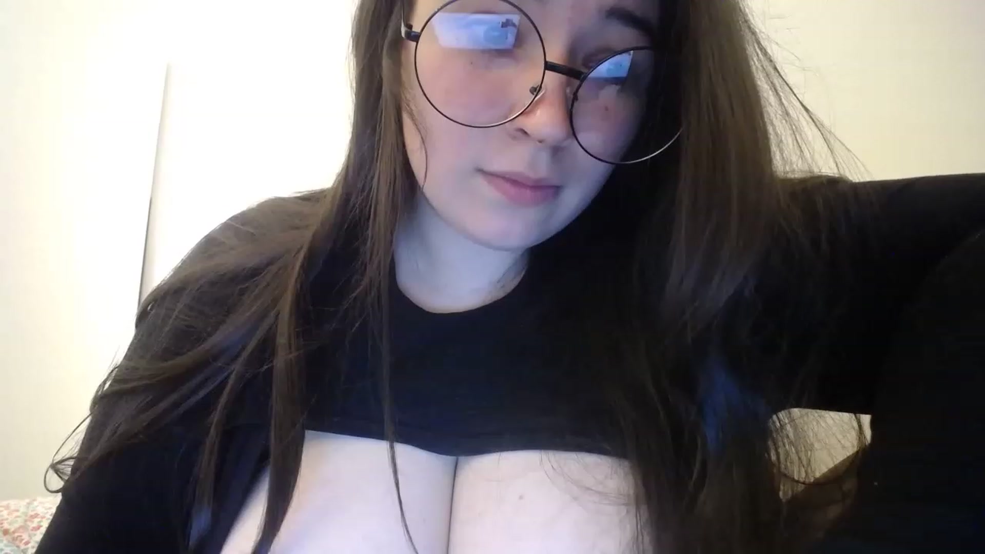 Gallery image thumbnail from Golacteriiosa's myfreecams stream on, 02/03/2023, 22:52 image 17 of 20