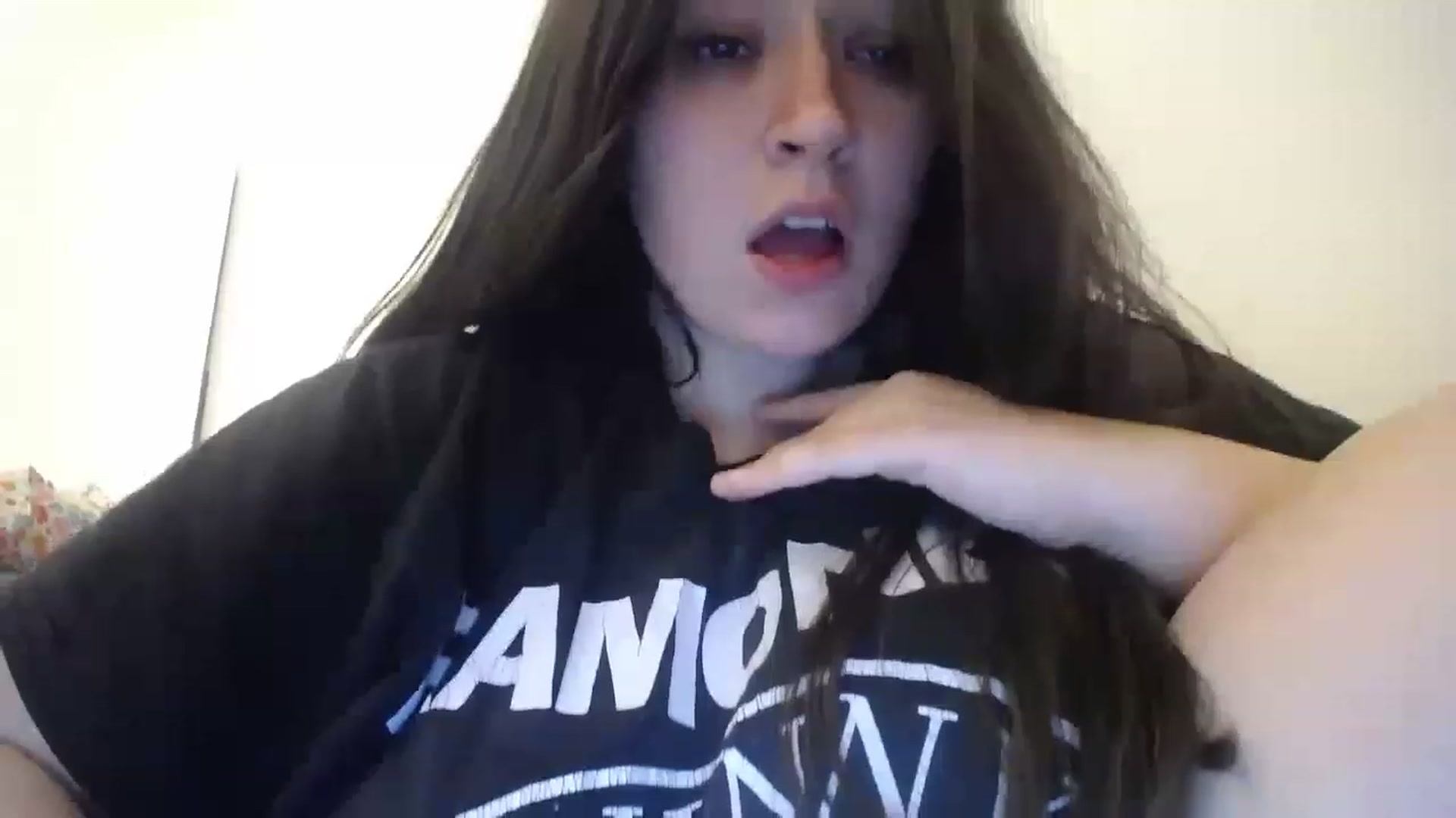 Gallery image thumbnail from Golacteriiosa's myfreecams stream on, 02/04/2023, 23:16 image 6 of 20