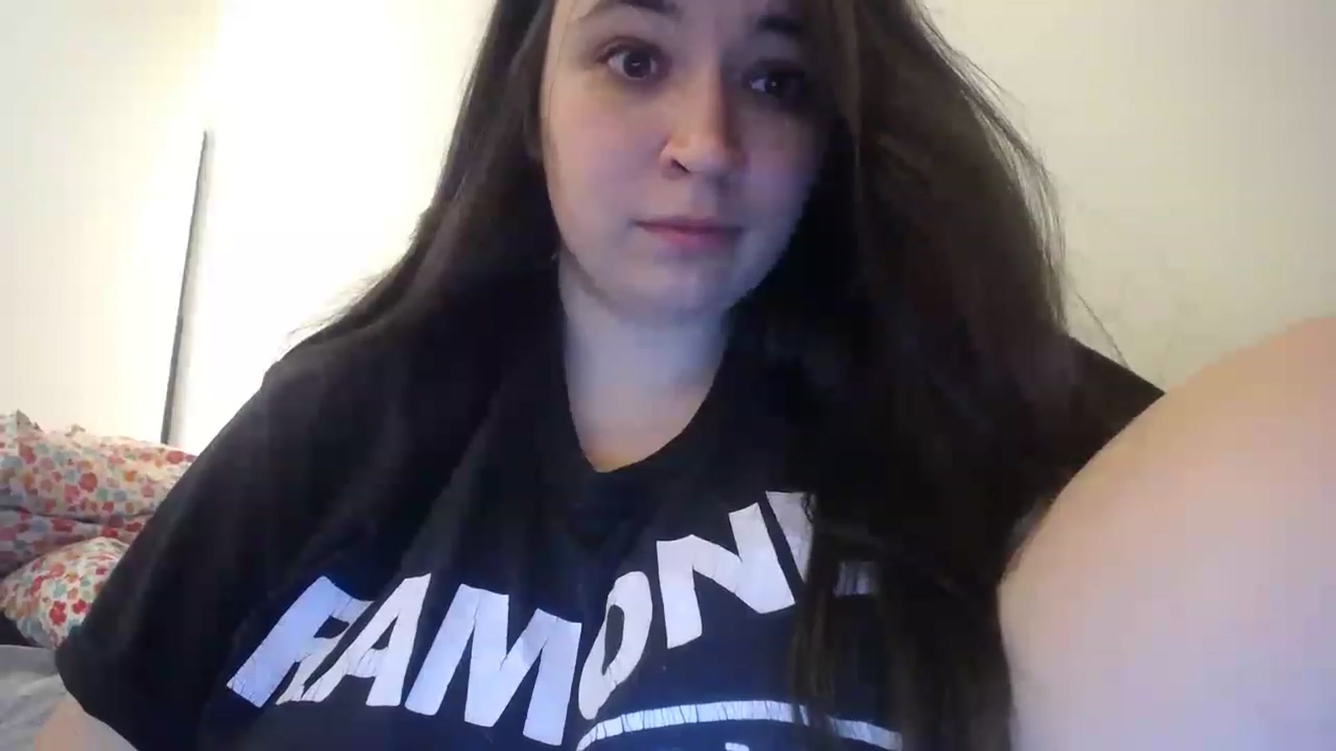 Gallery image thumbnail from Golacteriiosa's myfreecams stream on, 02/04/2023, 23:16 image 14 of 20