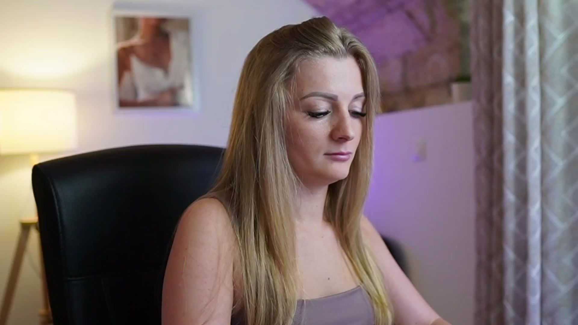Gallery image thumbnail from Gold__blond's myfreecams stream on, 09/20/2025, 14:47 image 14 of 20