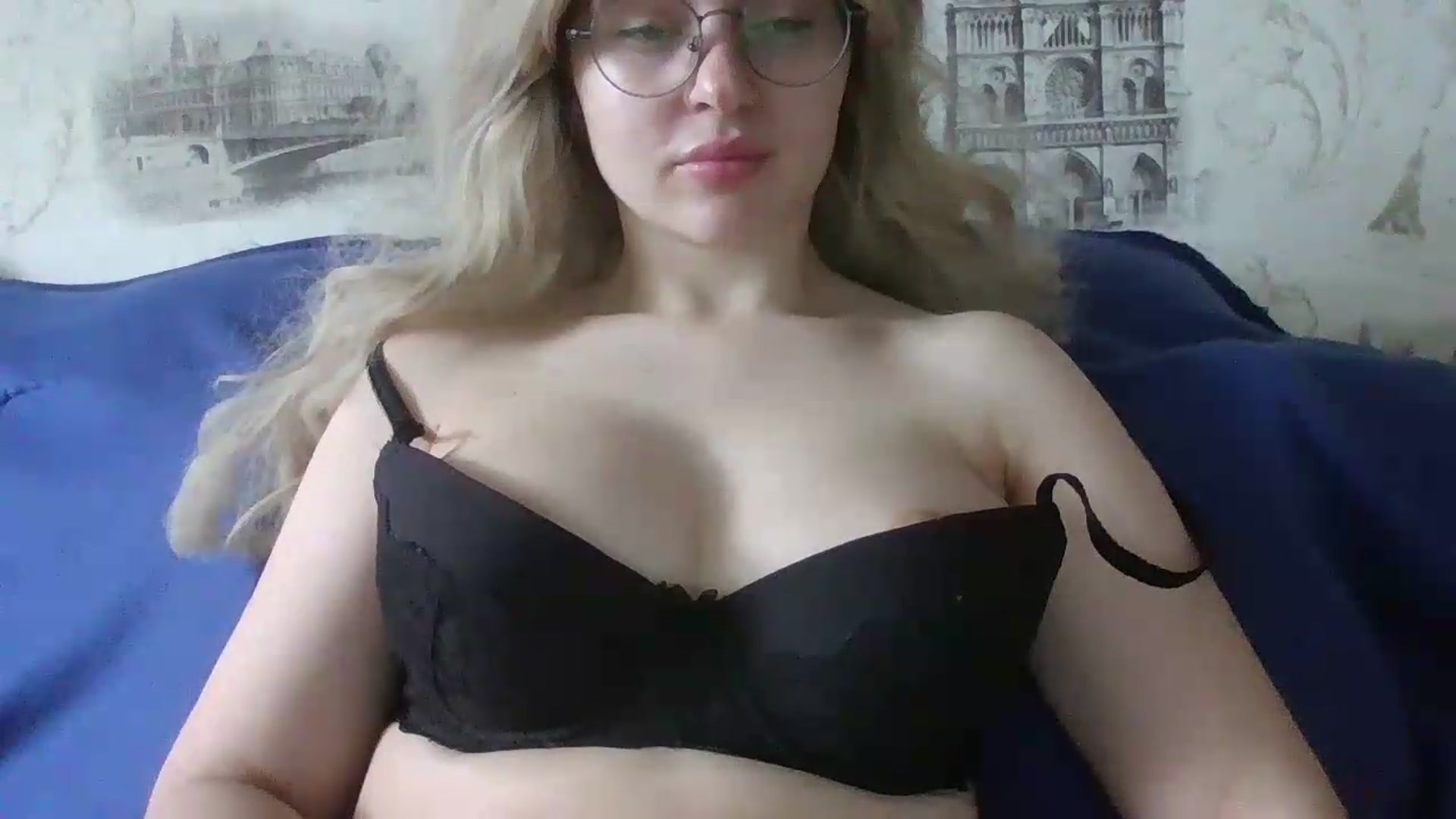 Gallery image thumbnail from Gold_girll's myfreecams stream on, 05/14/2026, 10:10 image 2 of 20