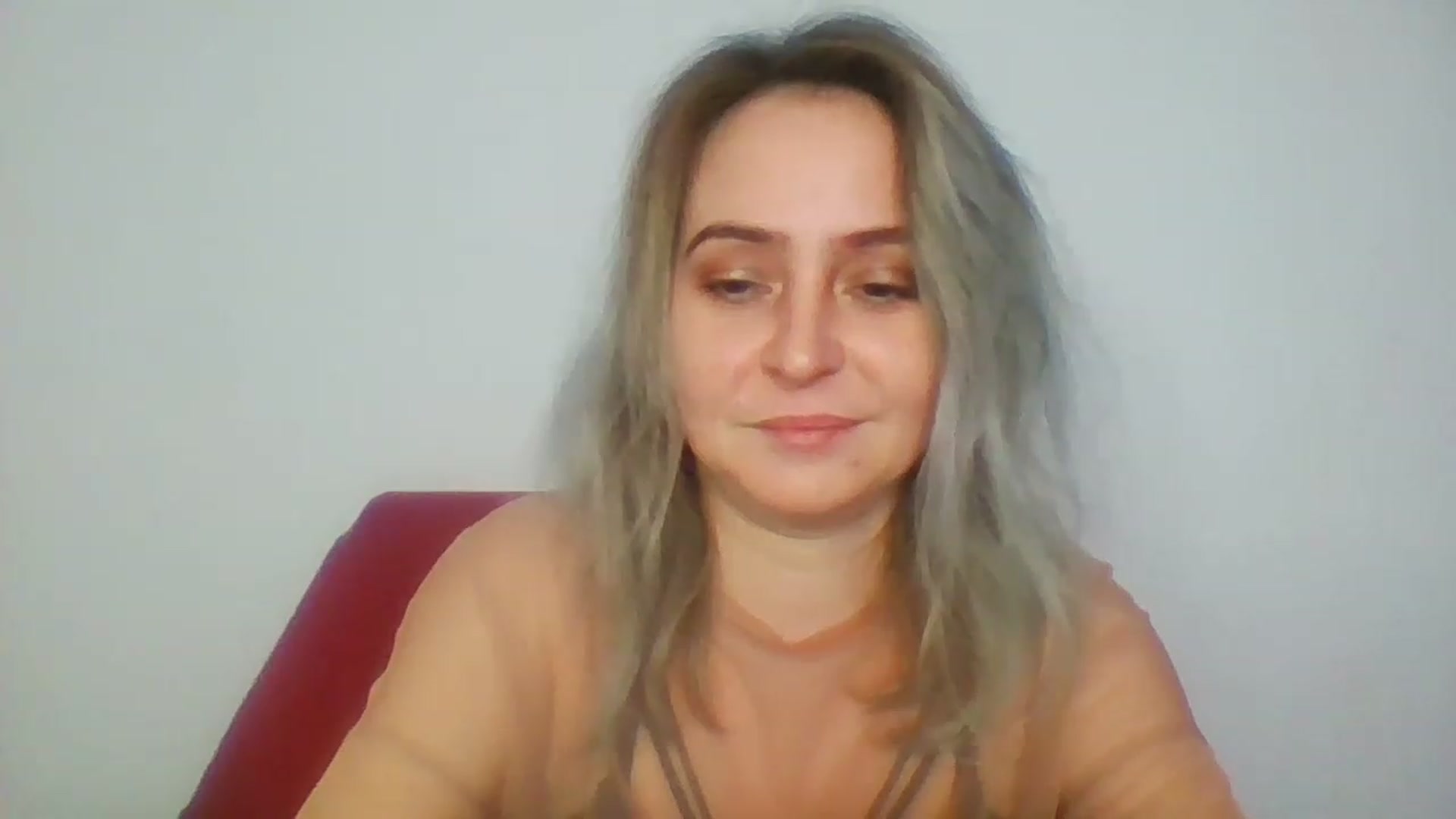 Gallery image thumbnail from GoldenGirl4U1's myfreecams stream on, 11/19/2022, 14:58 image 11 of 20