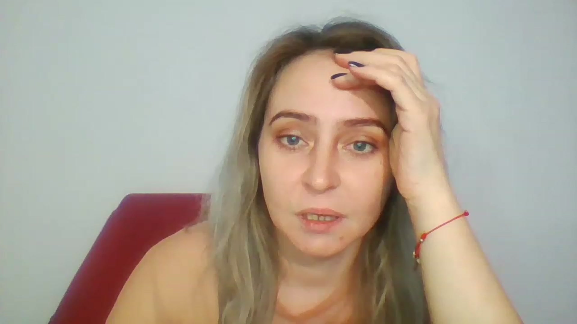 Gallery image thumbnail from GoldenGirl4U1's myfreecams stream on, 11/19/2022, 14:58 image 16 of 20