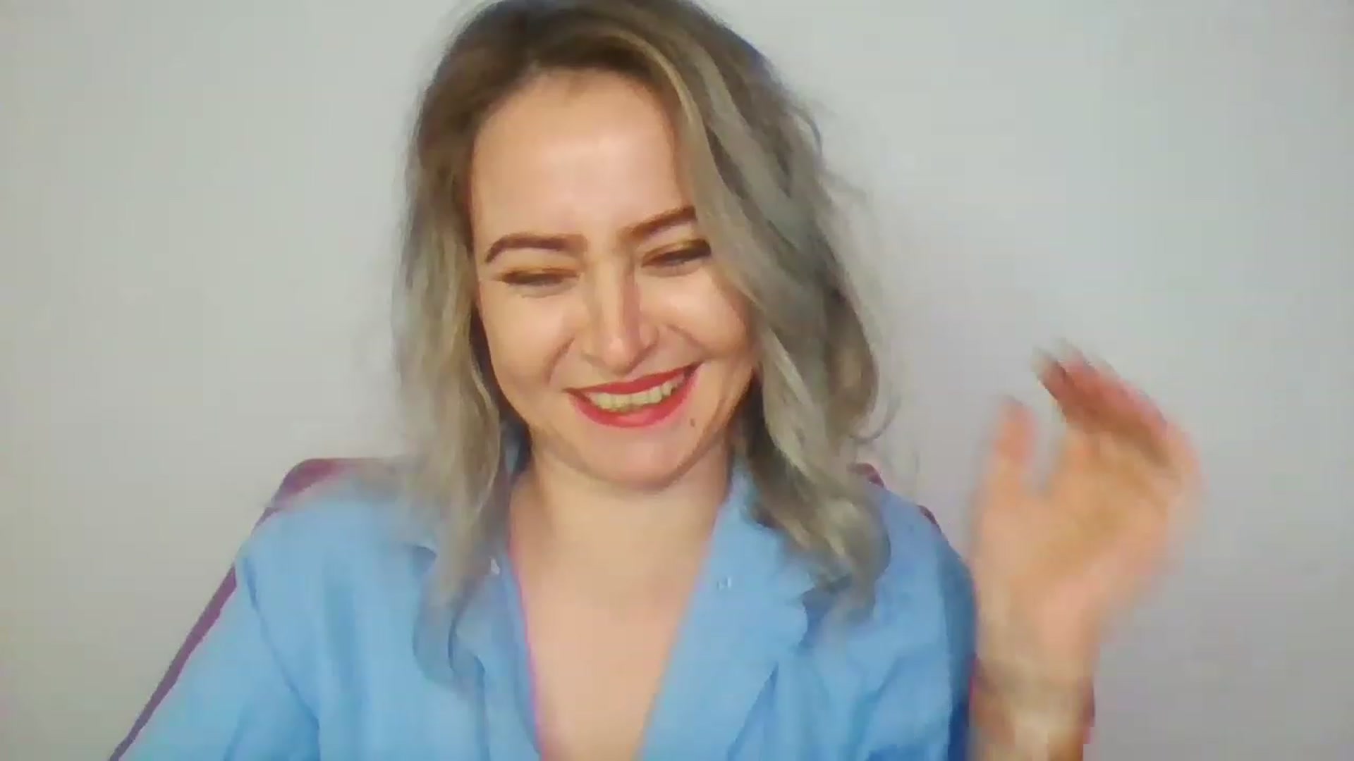 Gallery image thumbnail from GoldenGirl4U1's myfreecams stream on, 11/20/2022, 15:06 image 14 of 20