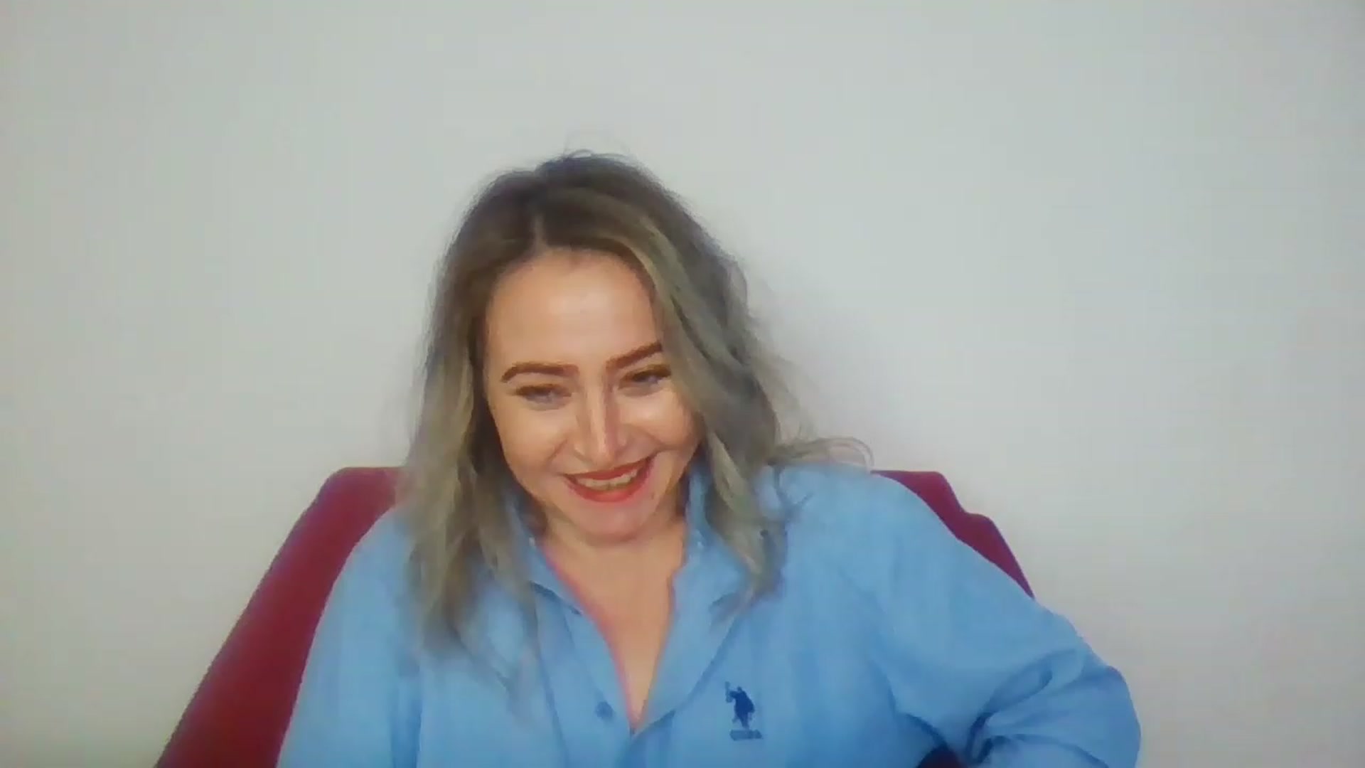 Gallery image thumbnail from GoldenGirl4U1's myfreecams stream on, 11/20/2022, 15:06 image 18 of 20