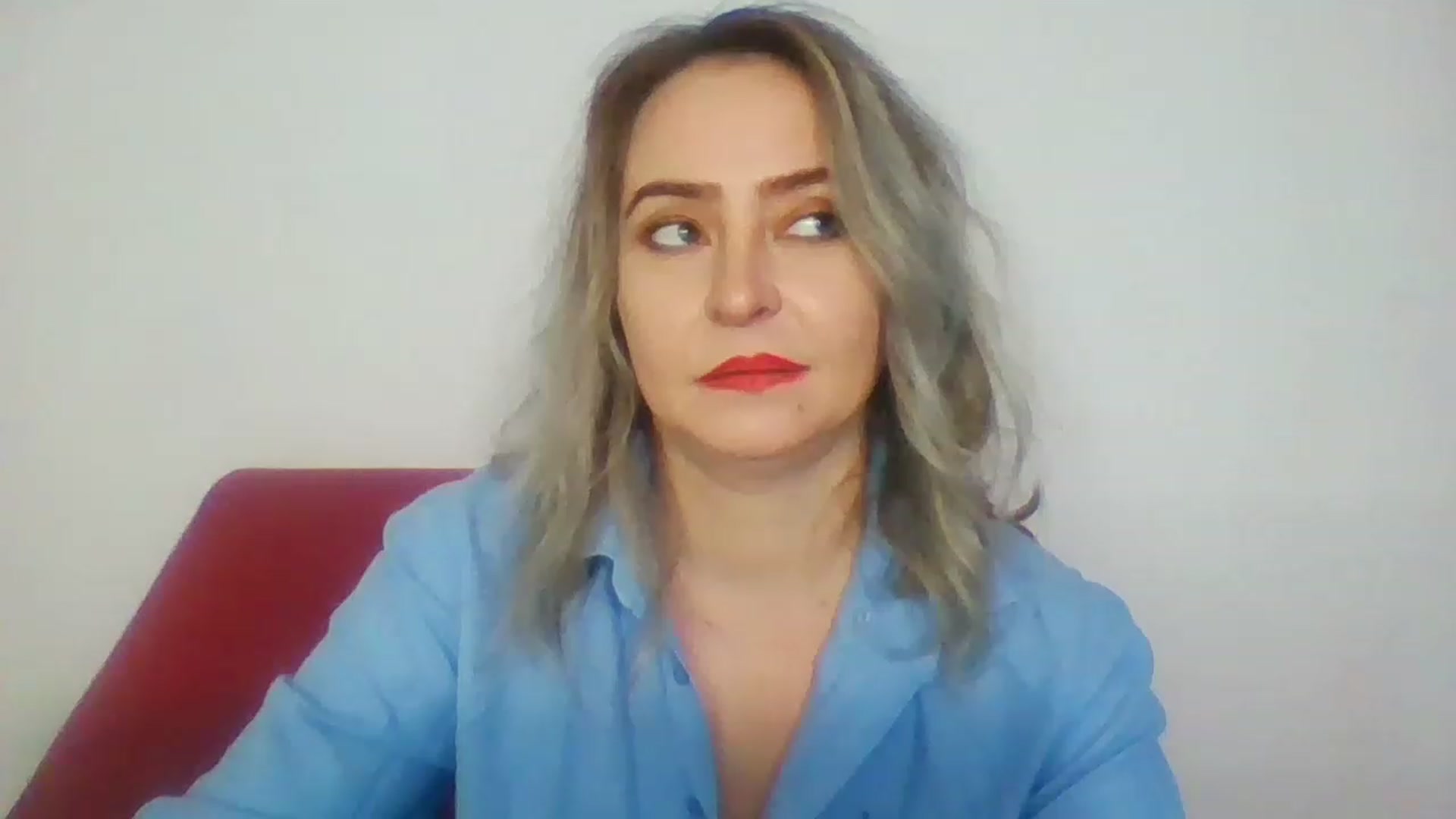 Gallery image thumbnail from GoldenGirl4U1's myfreecams stream on, 11/20/2022, 15:06 image 6 of 20