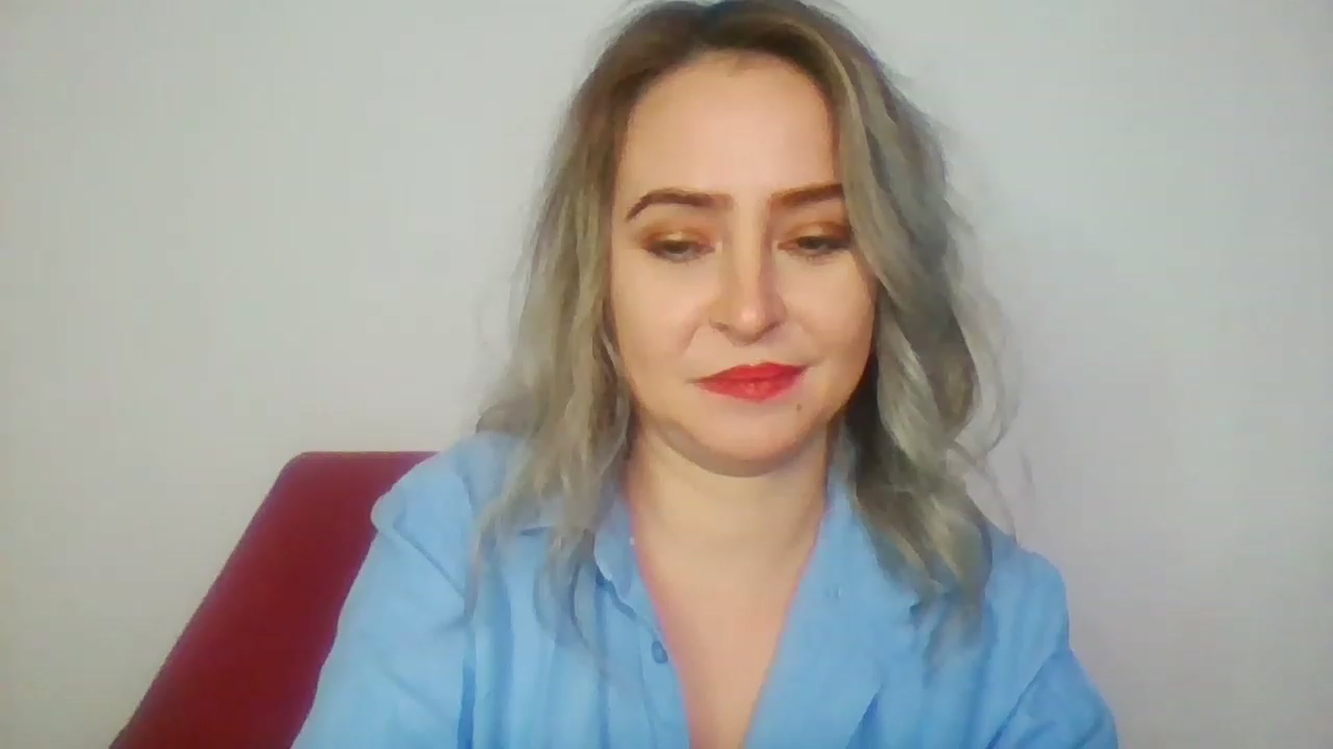 Gallery image thumbnail from GoldenGirl4U1's myfreecams stream on, 11/20/2022, 15:25 image 10 of 20