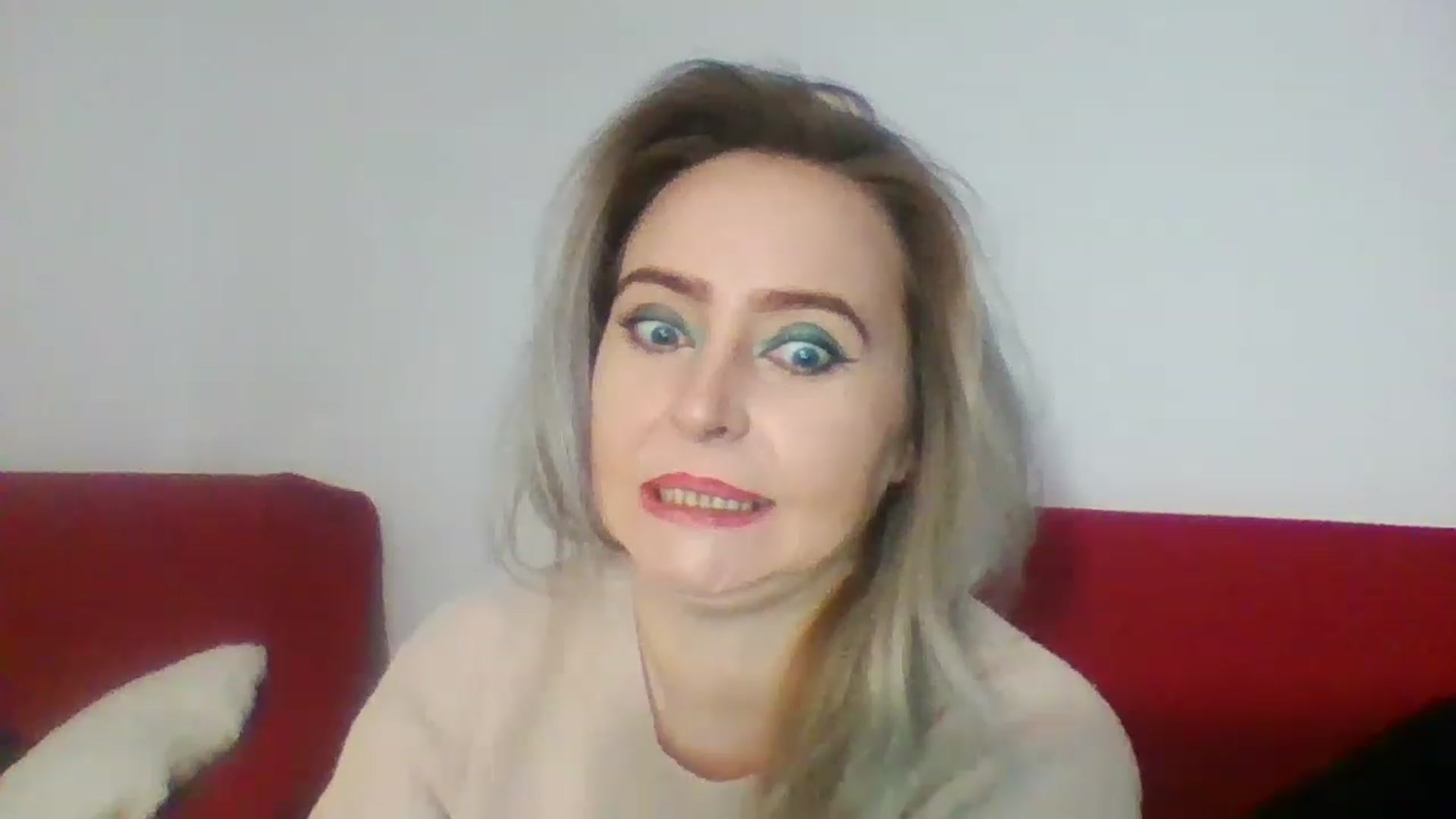 Gallery image thumbnail from GoldenGirl4U1's myfreecams stream on, 11/26/2022, 16:57 image 20 of 20
