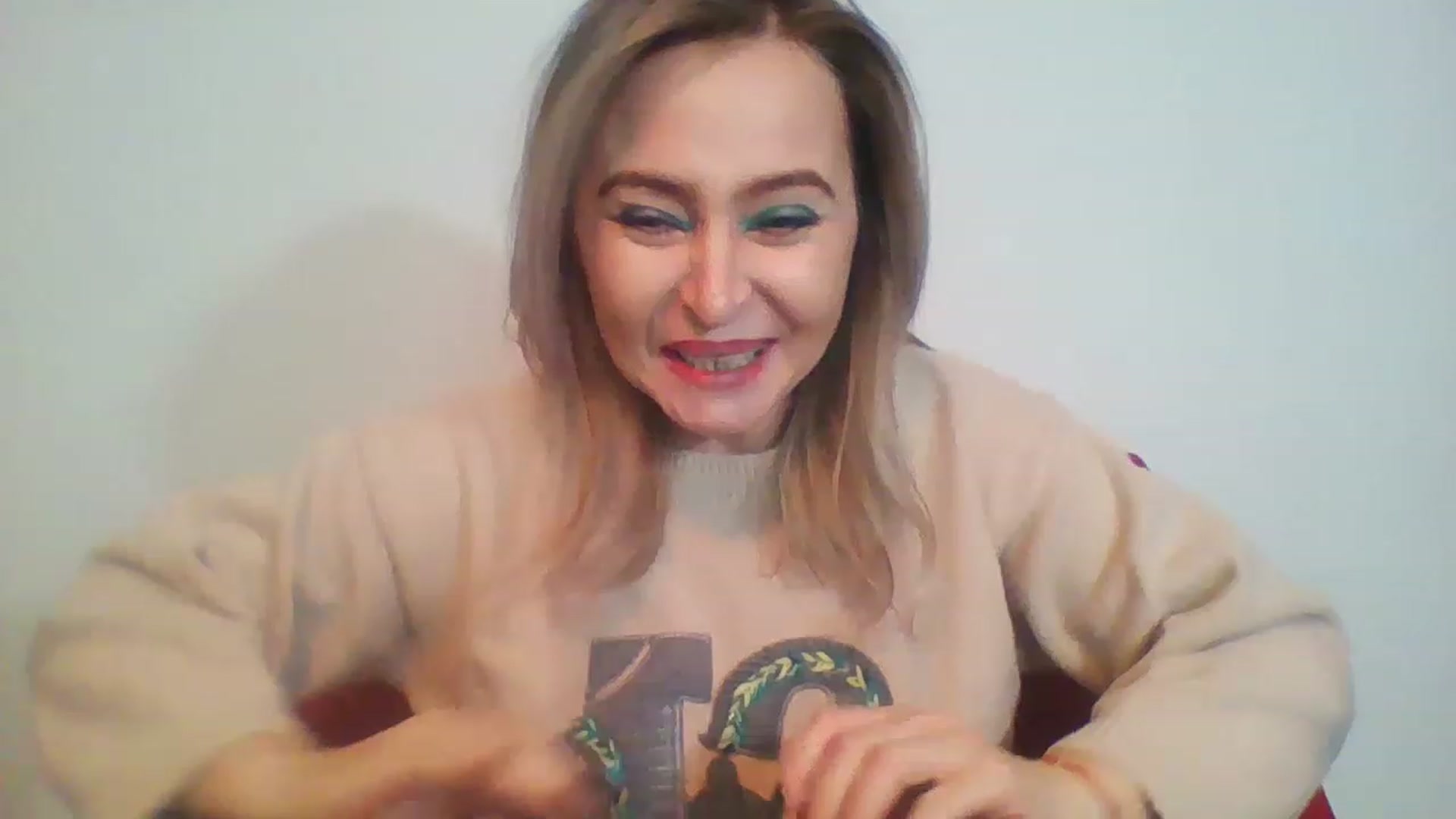 Gallery image thumbnail from GoldenGirl4U1's myfreecams stream on, 11/26/2022, 17:48 image 4 of 20