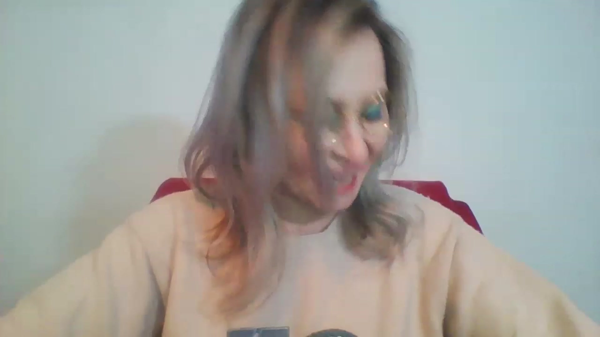 Gallery image thumbnail from GoldenGirl4U1's myfreecams stream on, 11/26/2022, 18:15 image 13 of 20