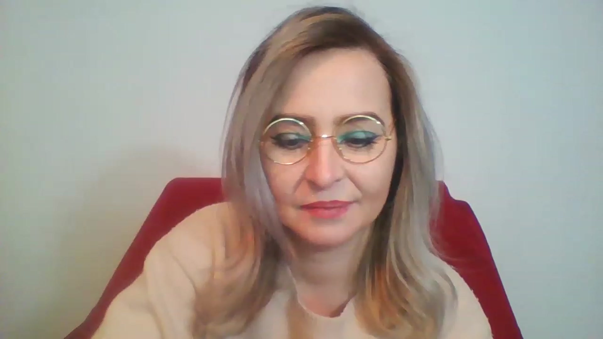 Gallery image thumbnail from GoldenGirl4U1's myfreecams stream on, 11/26/2022, 18:15 image 15 of 20