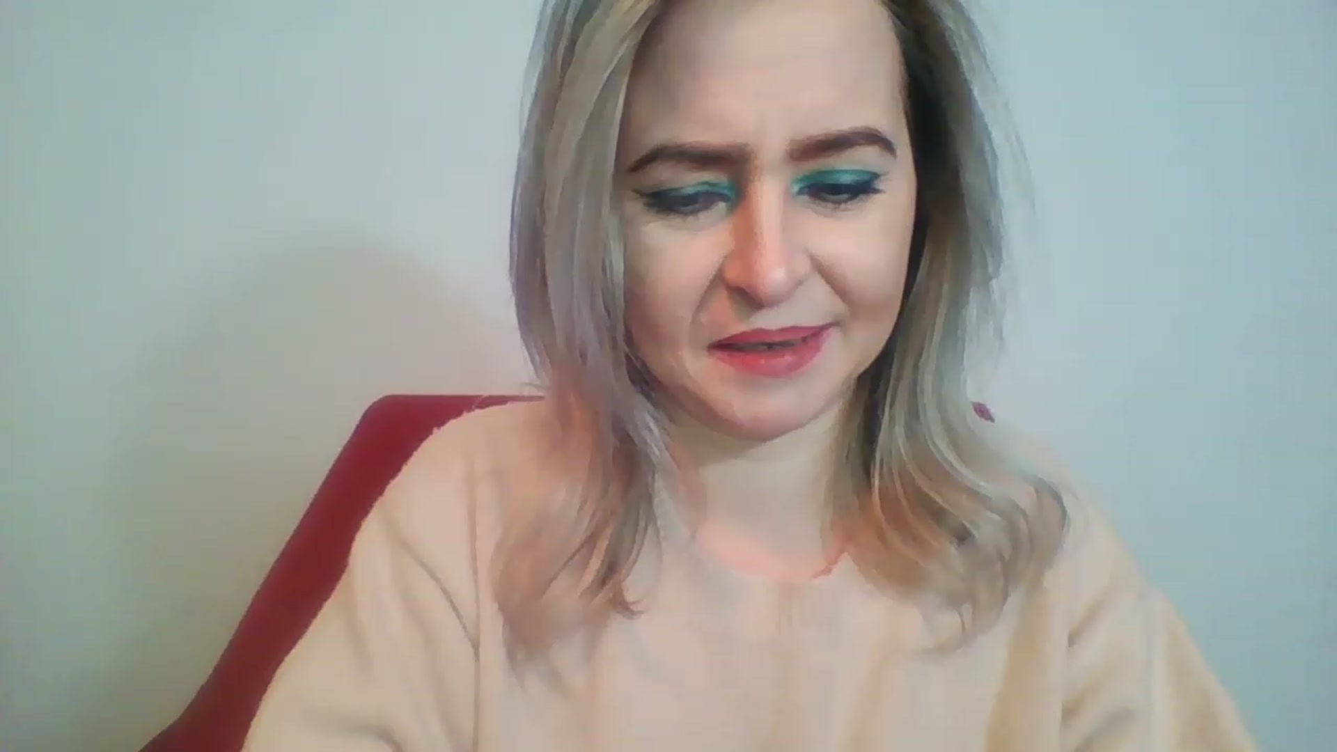 Gallery image thumbnail from GoldenGirl4U1's myfreecams stream on, 11/26/2022, 18:15 image 6 of 20