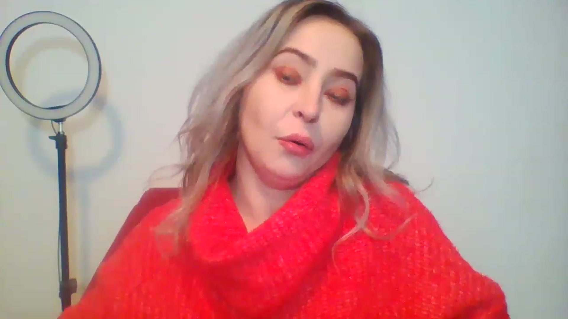 Gallery image thumbnail from GoldenGirl4U1's myfreecams stream on, 11/27/2022, 13:02 image 17 of 20