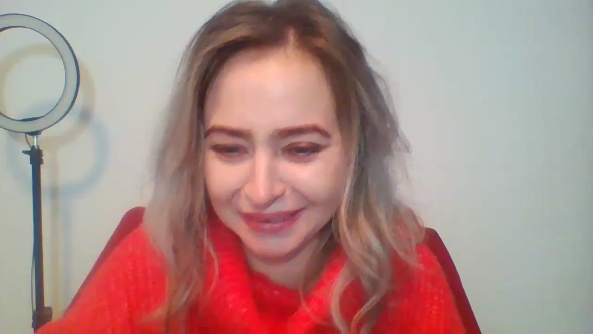 Gallery image thumbnail from GoldenGirl4U1's myfreecams stream on, 11/27/2022, 13:02 image 13 of 20