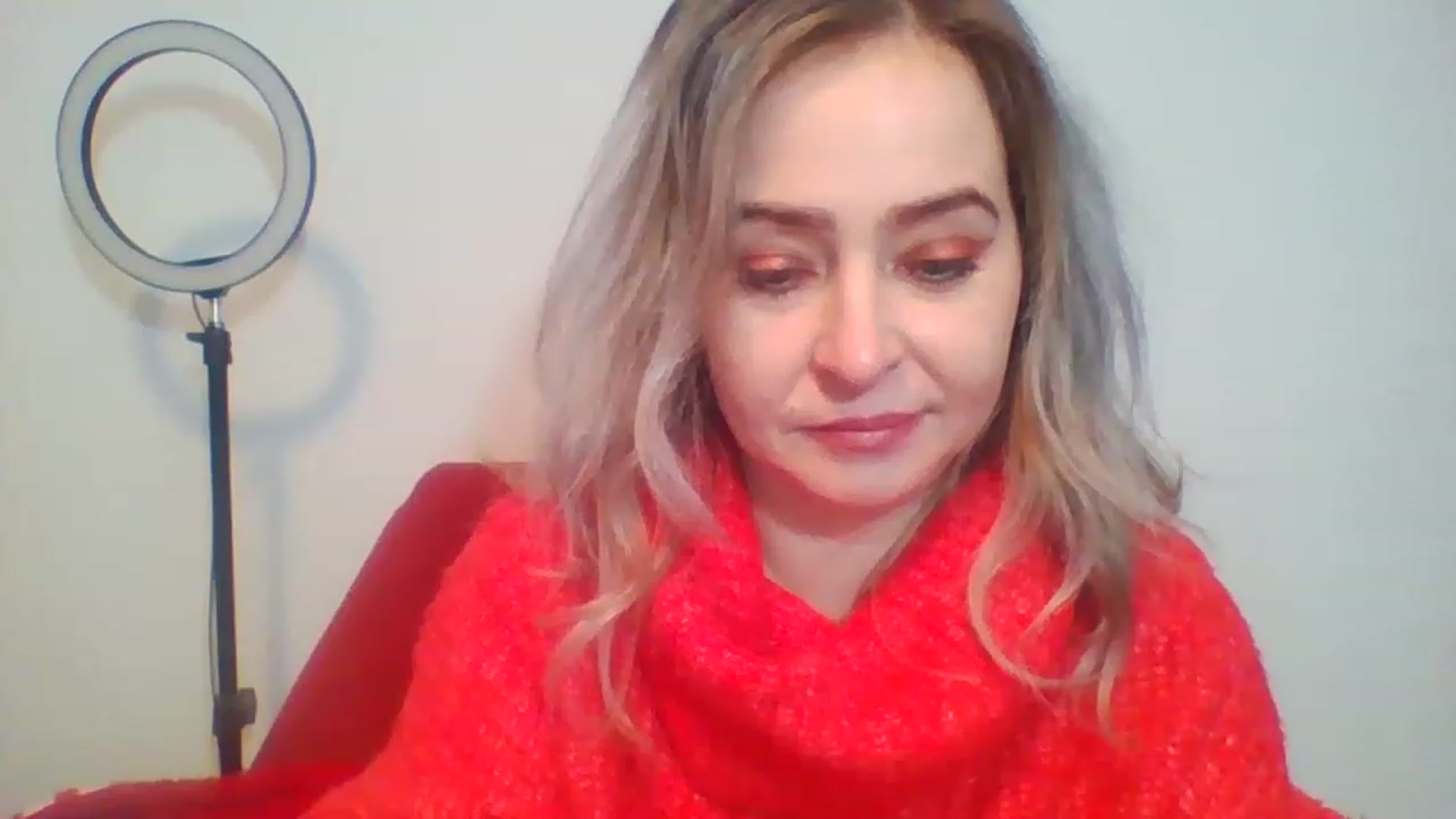 Gallery image thumbnail from GoldenGirl4U1's myfreecams stream on, 11/27/2022, 13:23 image 12 of 20
