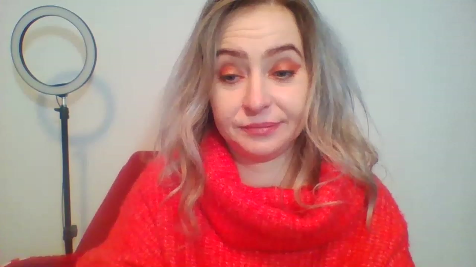 Gallery image thumbnail from GoldenGirl4U1's myfreecams stream on, 11/27/2022, 13:23 image 14 of 20