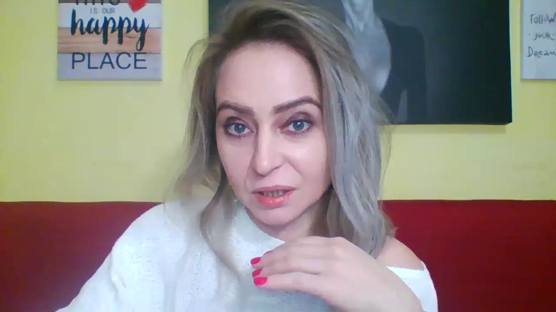 Gallery image thumbnail from GoldenGirl4U1's myfreecams stream on, 12/21/2022, 18:33 image 4 of 20