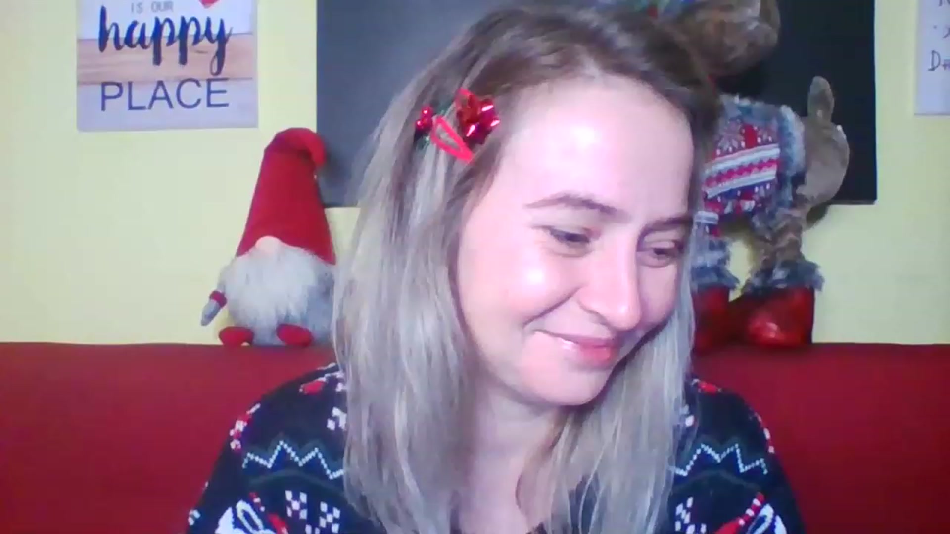 Gallery image thumbnail from GoldenGirl4U1's myfreecams stream on, 12/24/2022, 20:06 image 8 of 20
