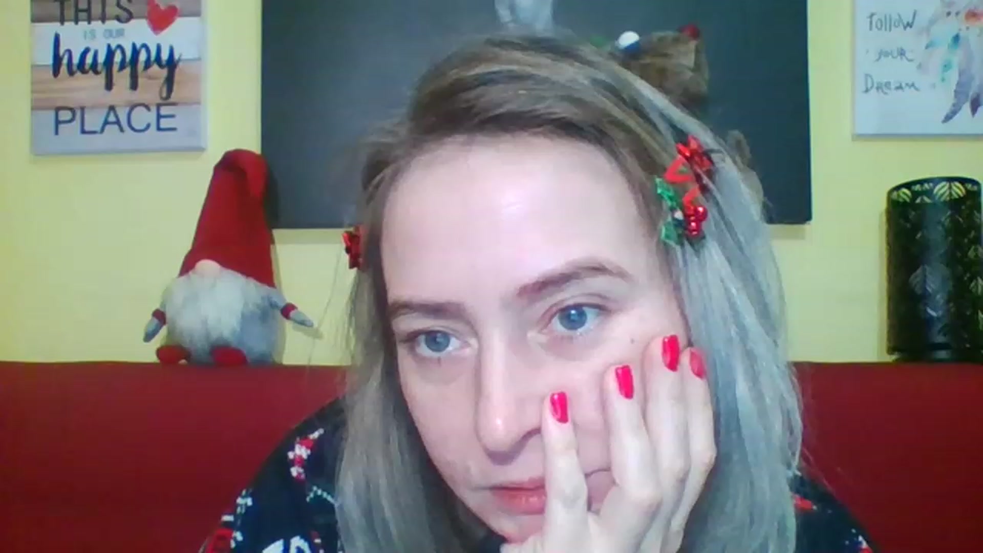 Gallery image thumbnail from GoldenGirl4U1's myfreecams stream on, 12/24/2022, 21:01 image 1 of 20