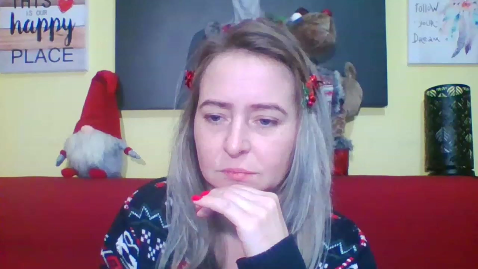 Gallery image thumbnail from GoldenGirl4U1's myfreecams stream on, 12/24/2022, 21:01 image 12 of 20