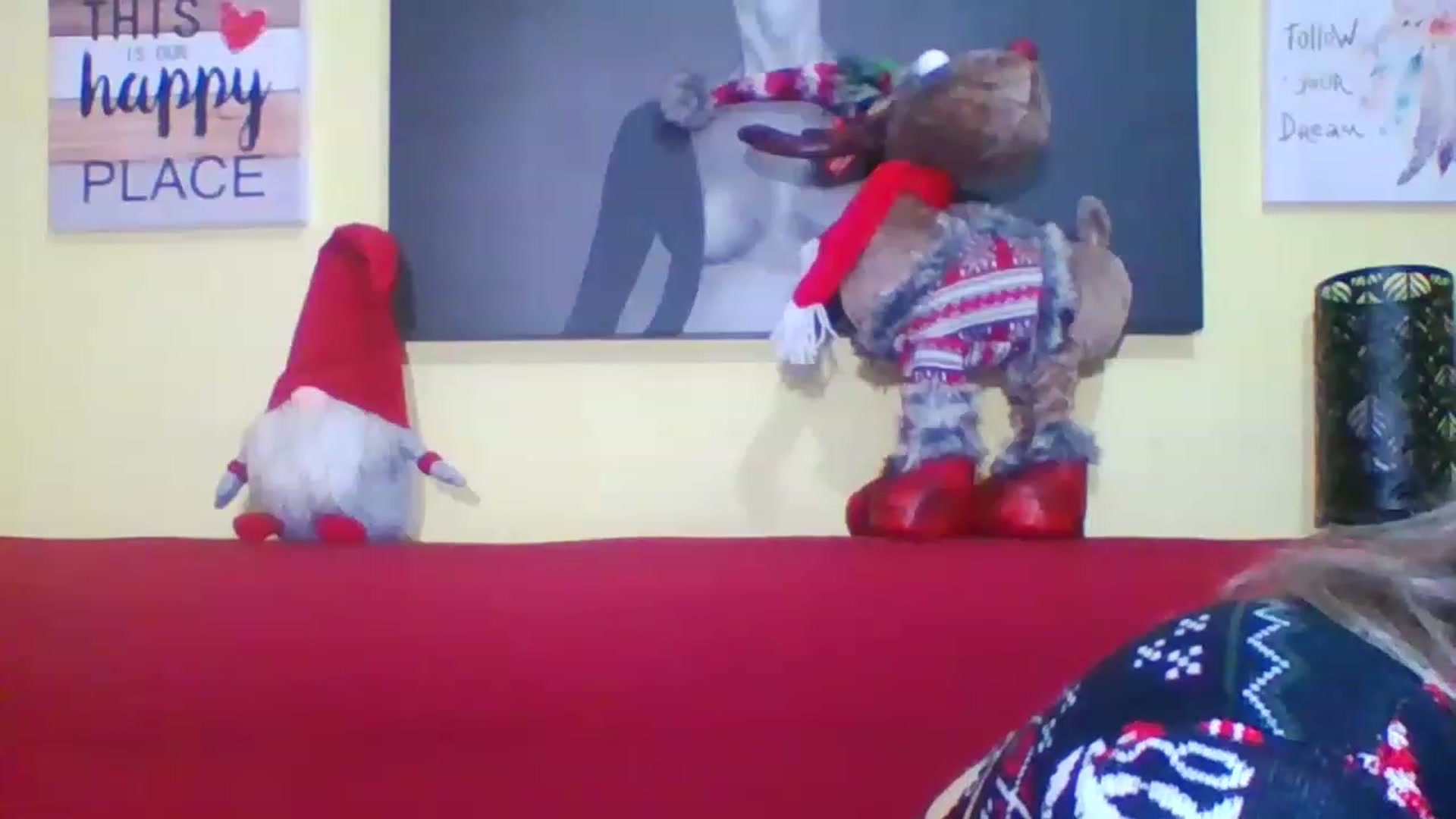 Gallery image thumbnail from GoldenGirl4U1's myfreecams stream on, 12/24/2022, 21:01 image 2 of 20