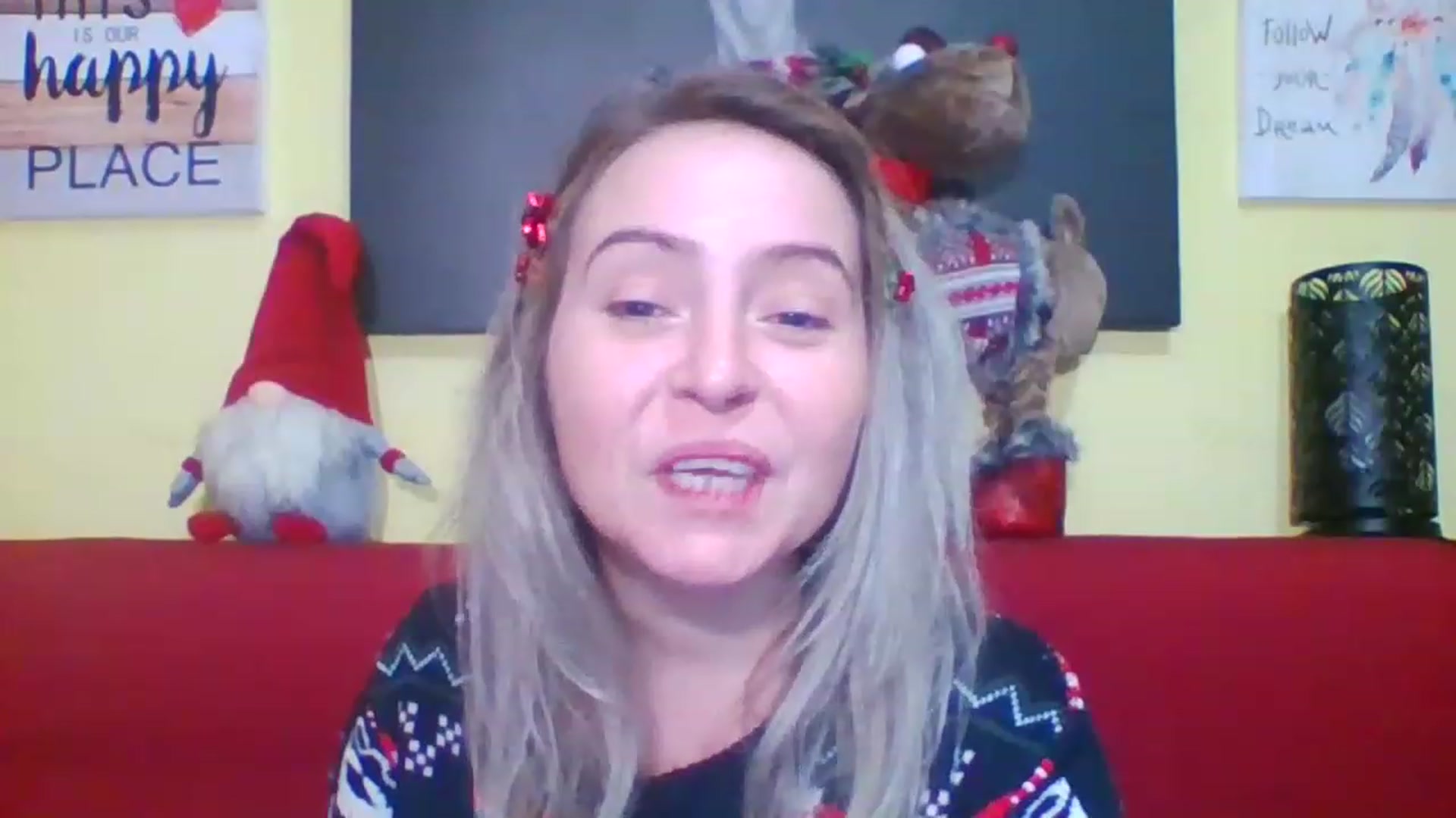 Gallery image thumbnail from GoldenGirl4U1's myfreecams stream on, 12/24/2022, 21:01 image 18 of 20