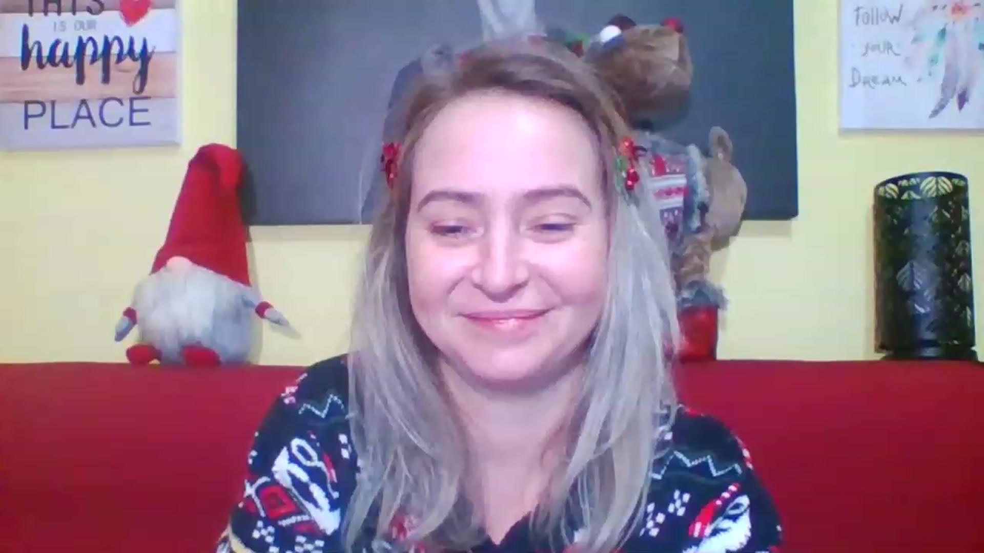 Gallery image thumbnail from GoldenGirl4U1's myfreecams stream on, 12/24/2022, 21:01 image 11 of 20