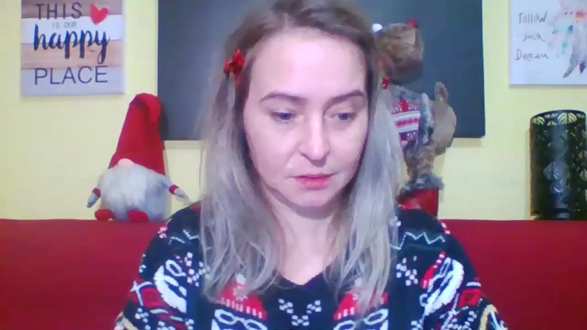 Gallery image thumbnail from GoldenGirl4U1's myfreecams stream on, 12/24/2022, 21:01 image 3 of 20
