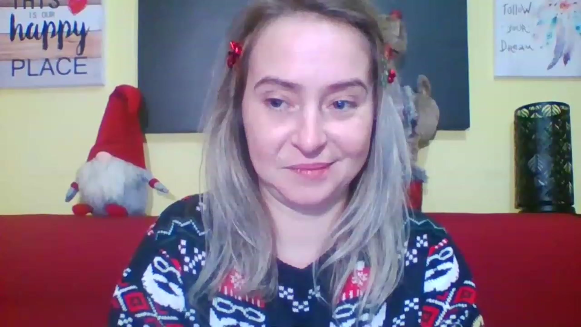 Gallery image thumbnail from GoldenGirl4U1's myfreecams stream on, 12/24/2022, 21:01 image 7 of 20