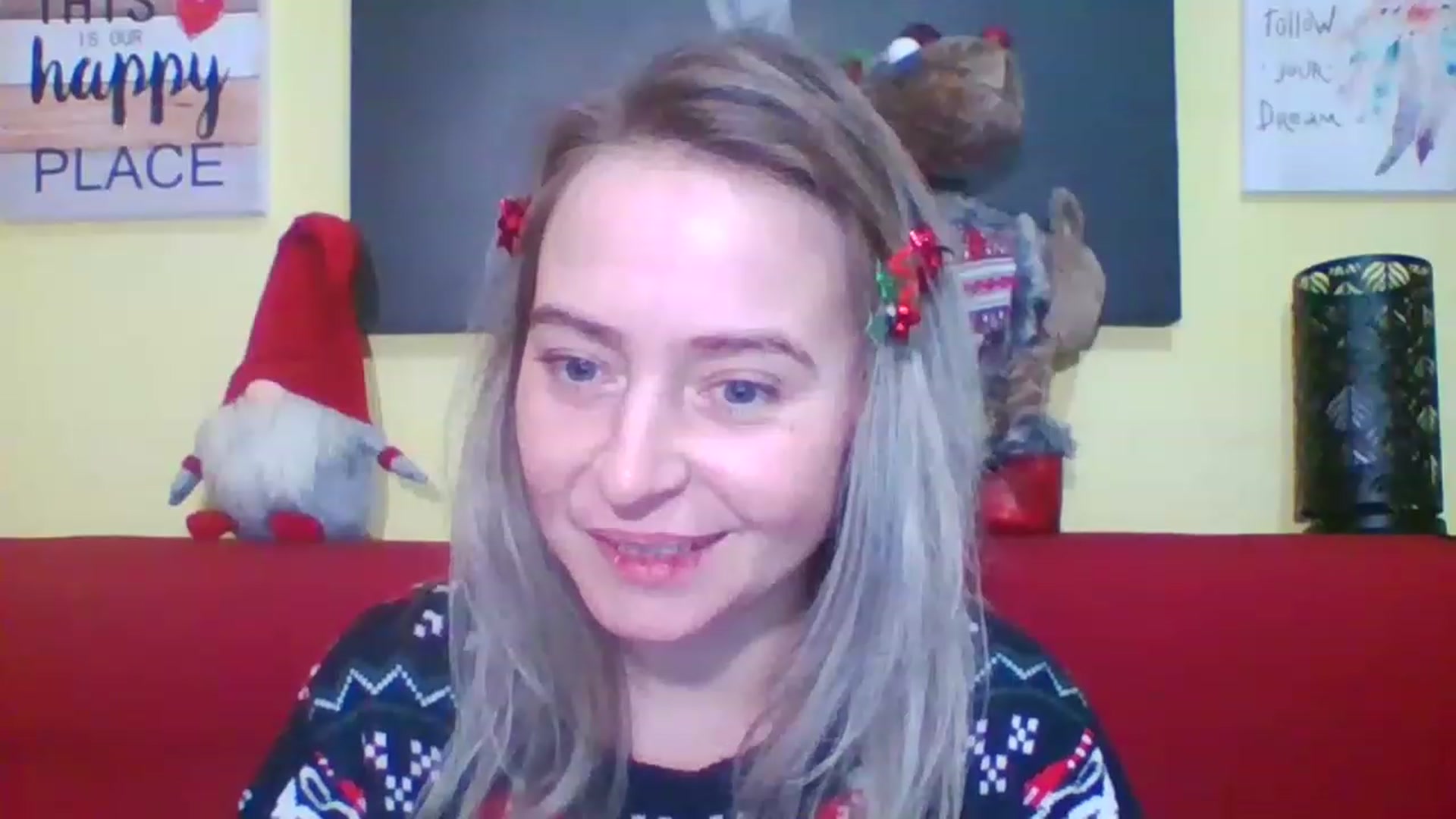 Gallery image thumbnail from GoldenGirl4U1's myfreecams stream on, 12/24/2022, 21:01 image 8 of 20