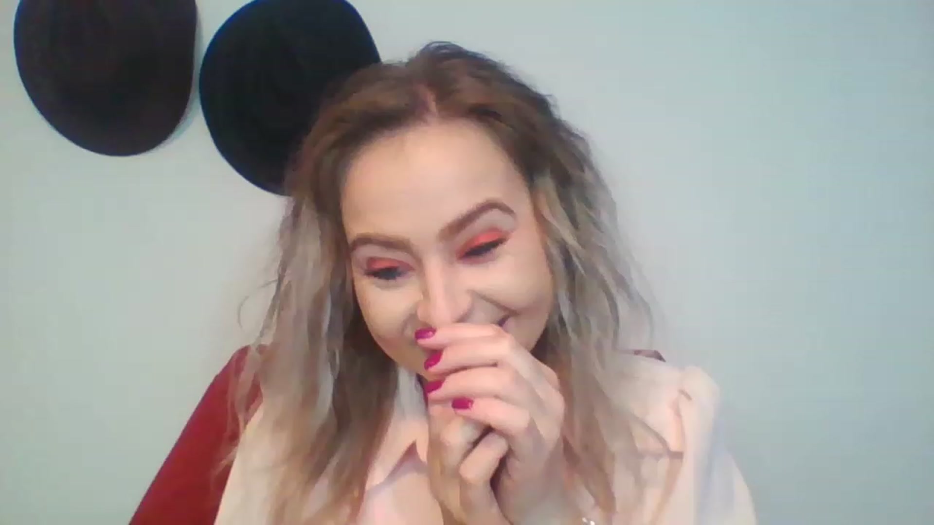 Gallery image thumbnail from GoldenGirl4U1's myfreecams stream on, 01/08/2023, 13:39 image 2 of 20