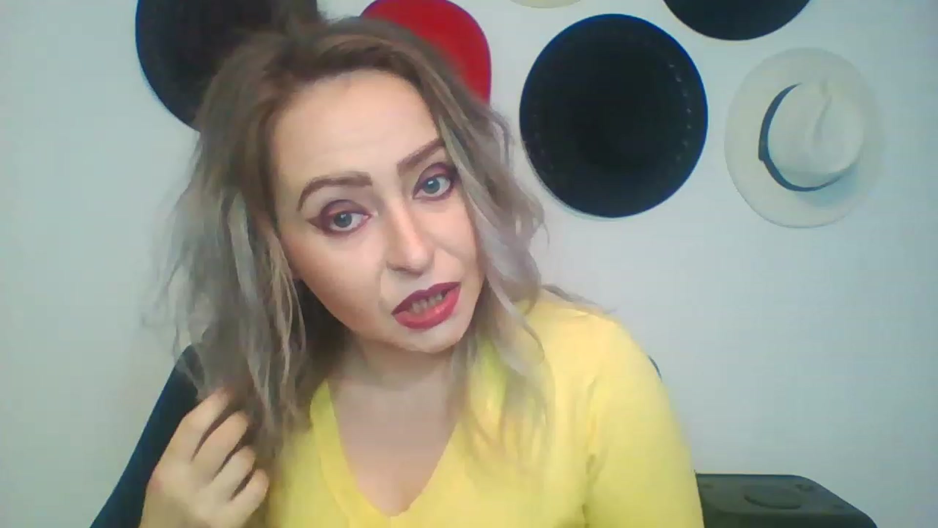 Gallery image thumbnail from GoldenGirl4U1's myfreecams stream on, 01/15/2023, 13:52 image 19 of 20