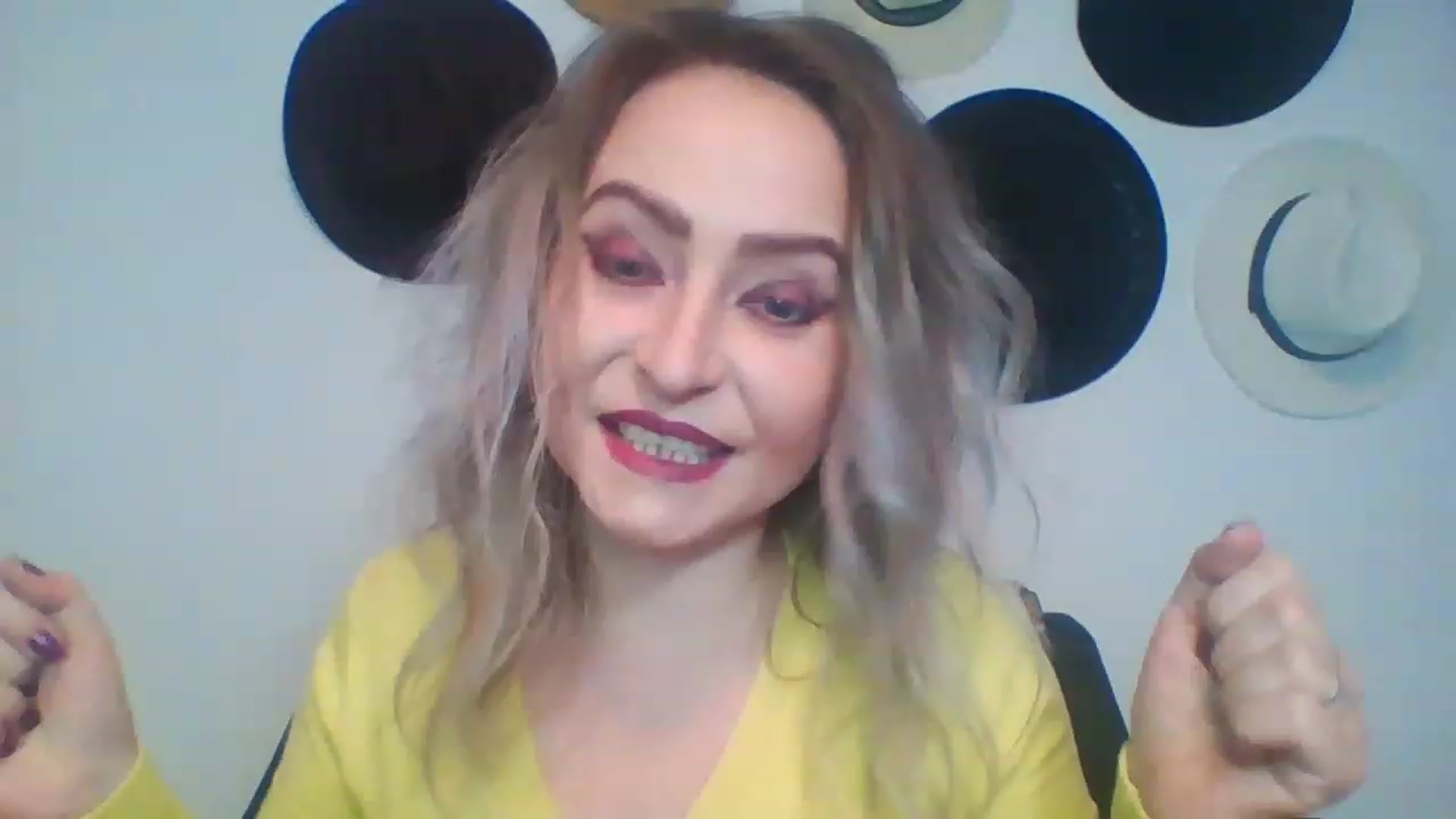 Gallery image thumbnail from GoldenGirl4U1's myfreecams stream on, 01/15/2023, 13:52 image 14 of 20