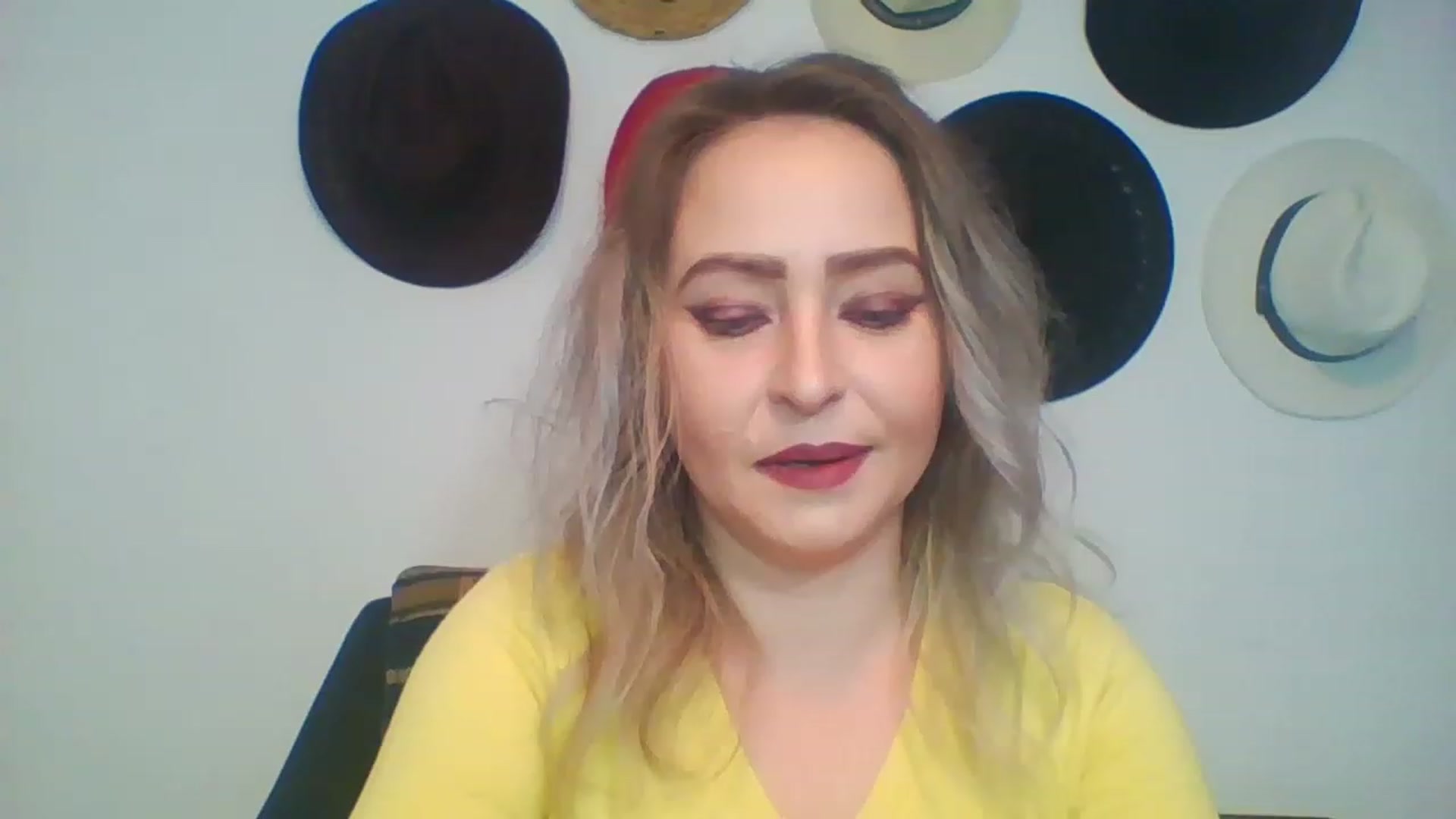 Gallery image thumbnail from GoldenGirl4U1's myfreecams stream on, 01/15/2023, 13:52 image 10 of 20