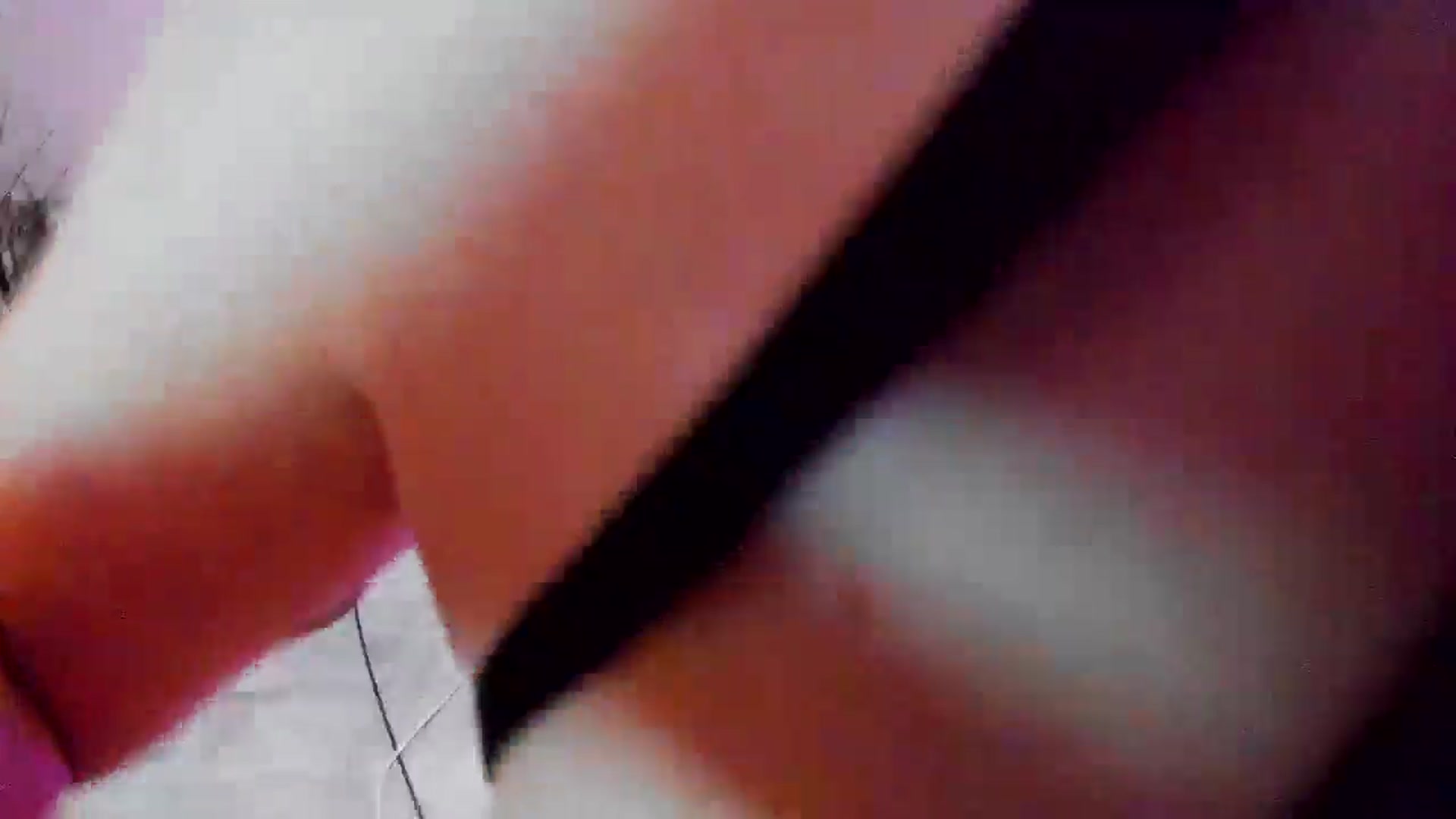 Gallery image thumbnail from GoldenGirl___'s myfreecams stream on, 10/17/2024, 14:13 image 17 of 20