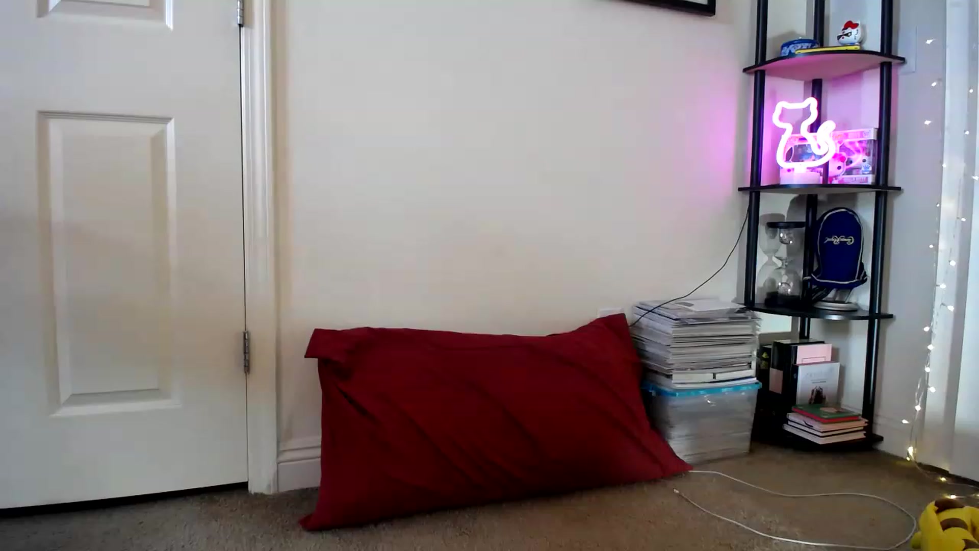 Gallery image thumbnail from GoldenKittee's myfreecams stream on, 02/16/2023, 07:09 image 1 of 20