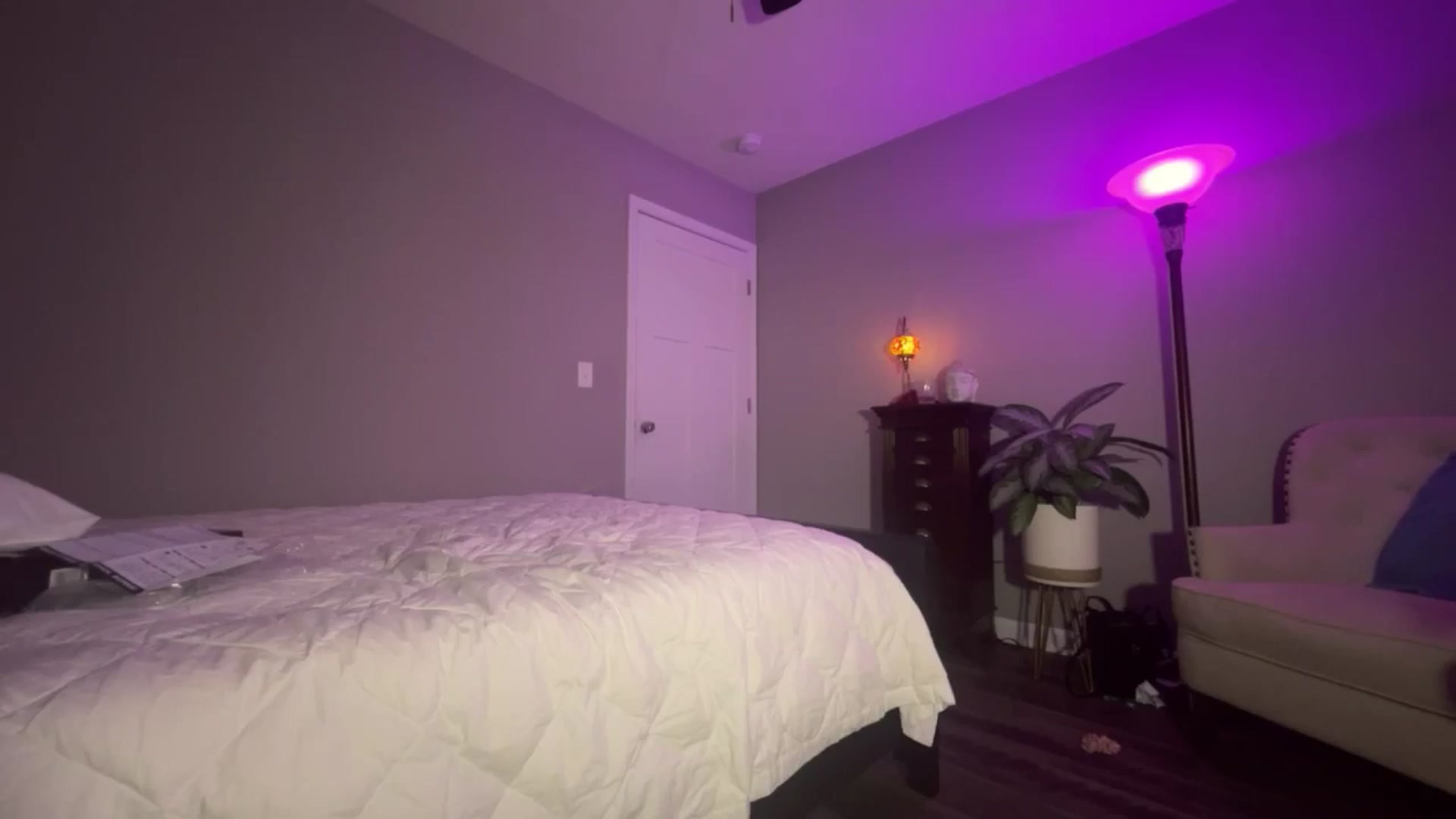 Gallery image thumbnail from GoldenKittee's myfreecams stream on, 06/29/2024, 02:51 image 20 of 20