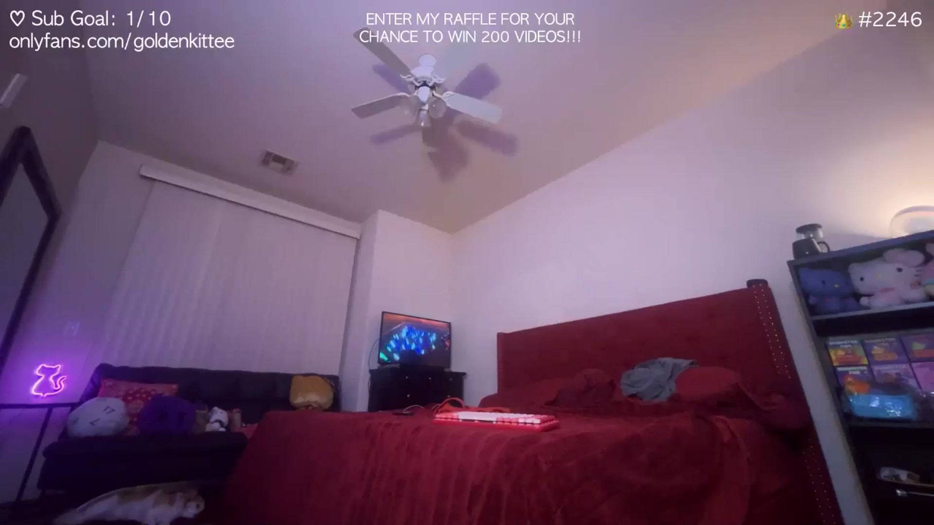 Gallery image thumbnail from GoldenKittee's myfreecams stream on, 10/09/2024, 08:50 image 13 of 20