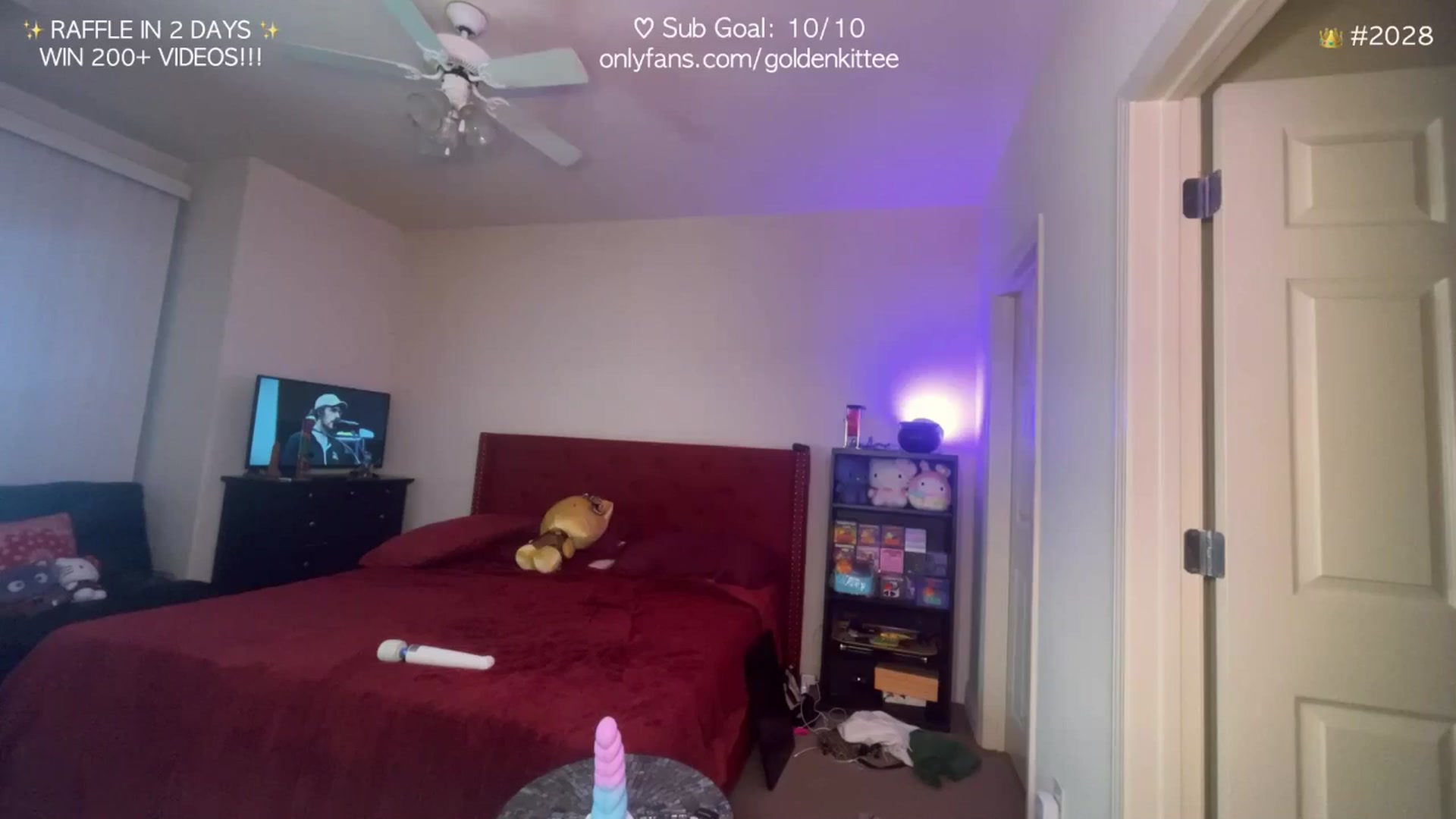 Gallery image thumbnail from GoldenKittee's myfreecams stream on, 10/11/2024, 08:06 image 18 of 20