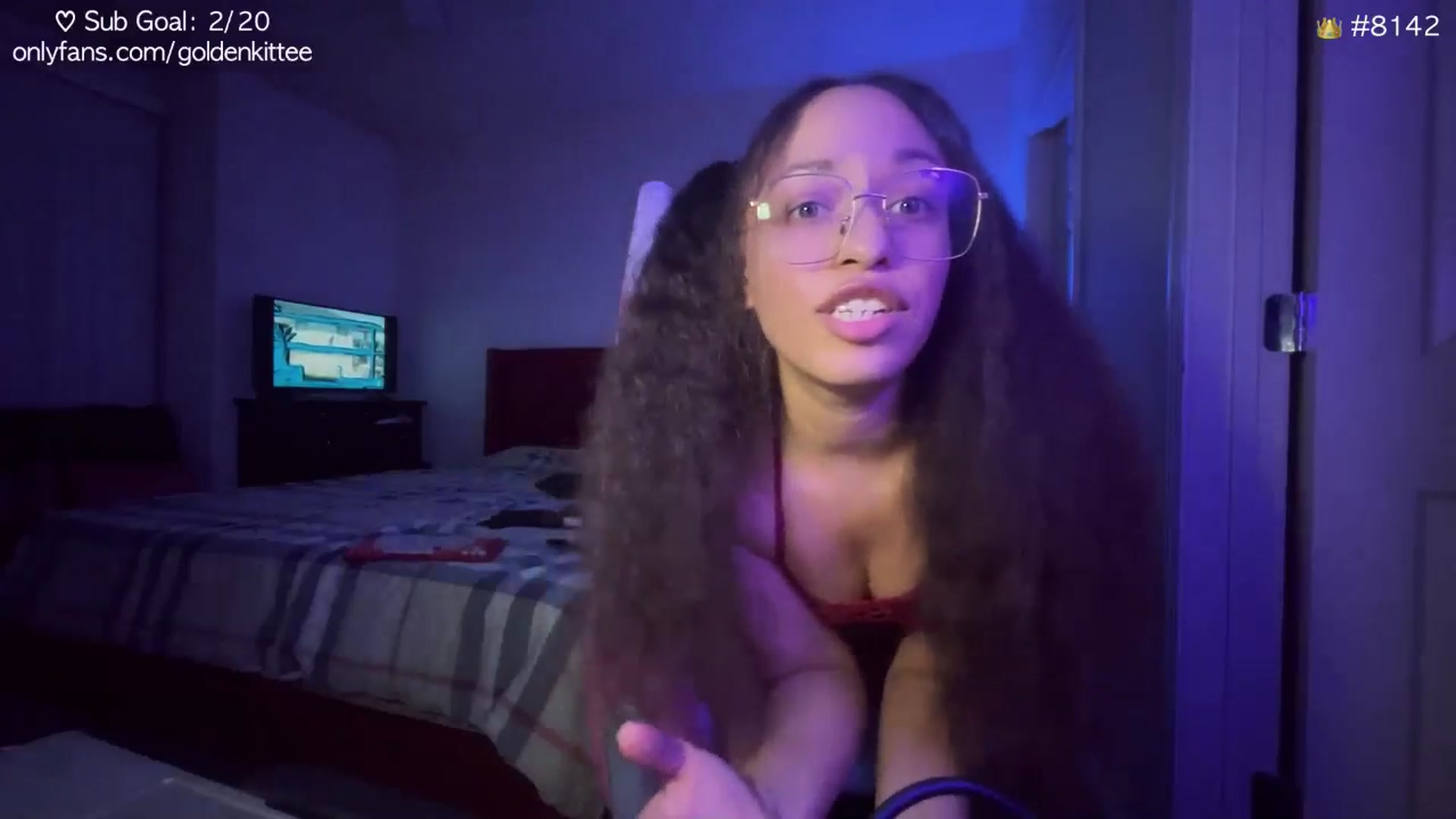 Gallery image thumbnail from GoldenKittee's myfreecams stream on, 11/08/2024, 09:10 image 13 of 20