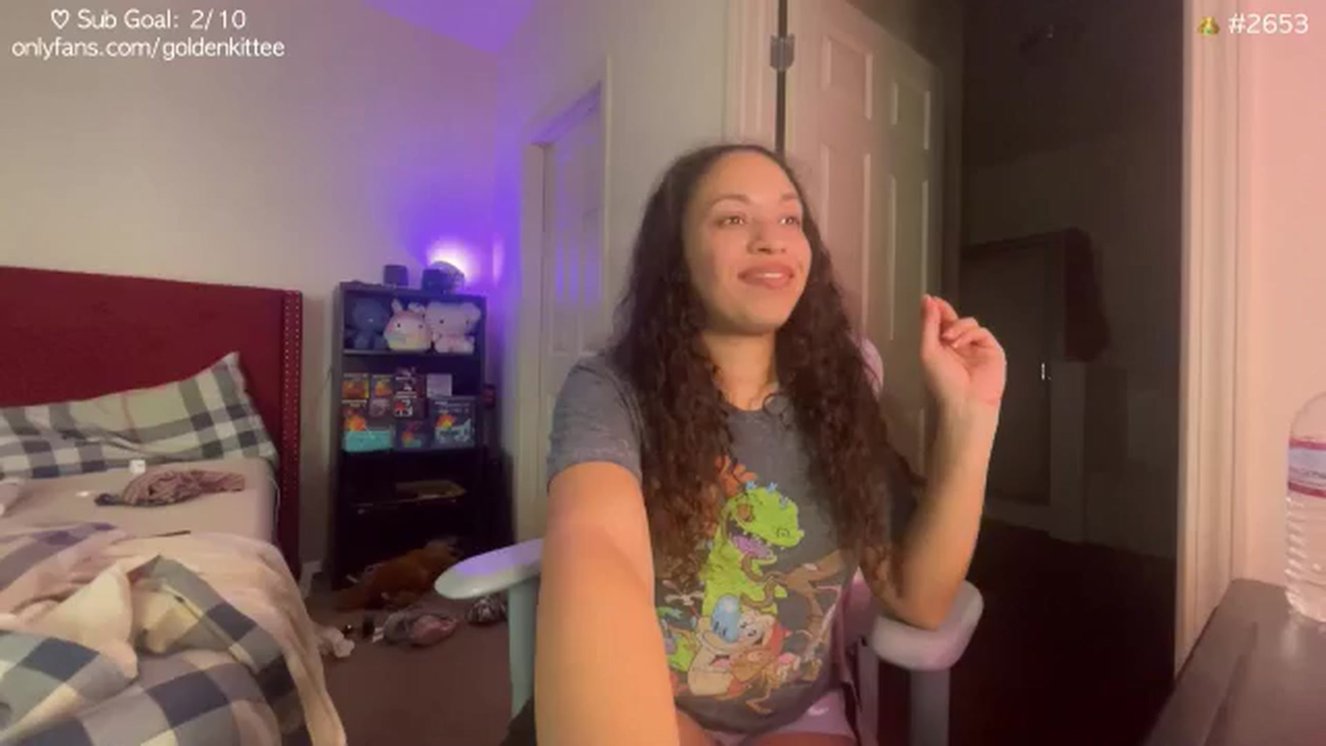 Gallery image thumbnail from GoldenKittee's myfreecams stream on, 11/20/2024, 07:50 image 8 of 20