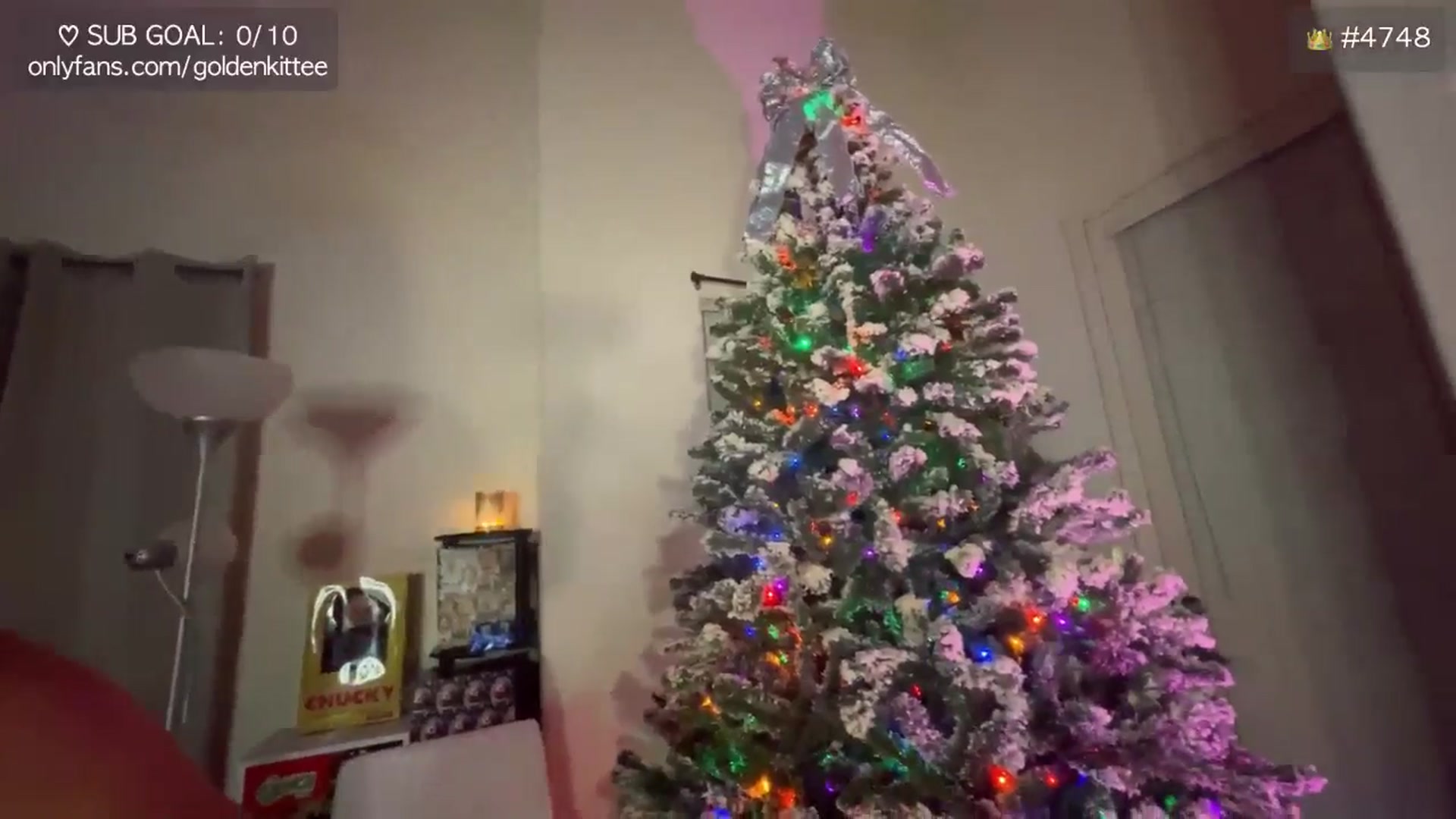 Gallery image thumbnail from GoldenKittee's myfreecams stream on, 12/13/2024, 11:08 image 18 of 20